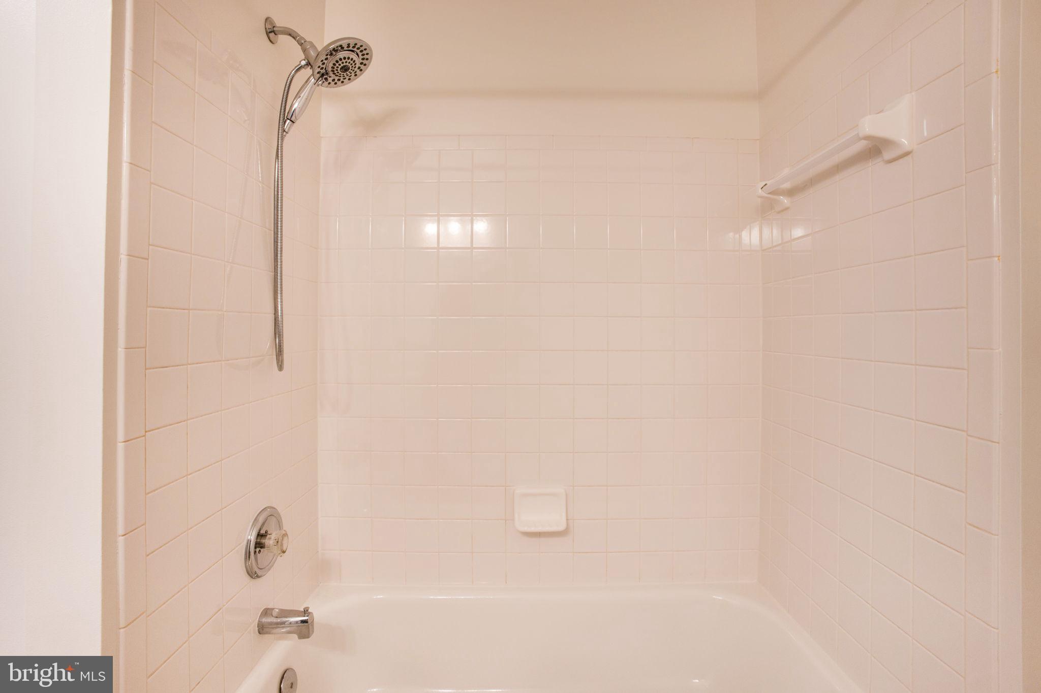 SOUTH RIDING - Residential Lease