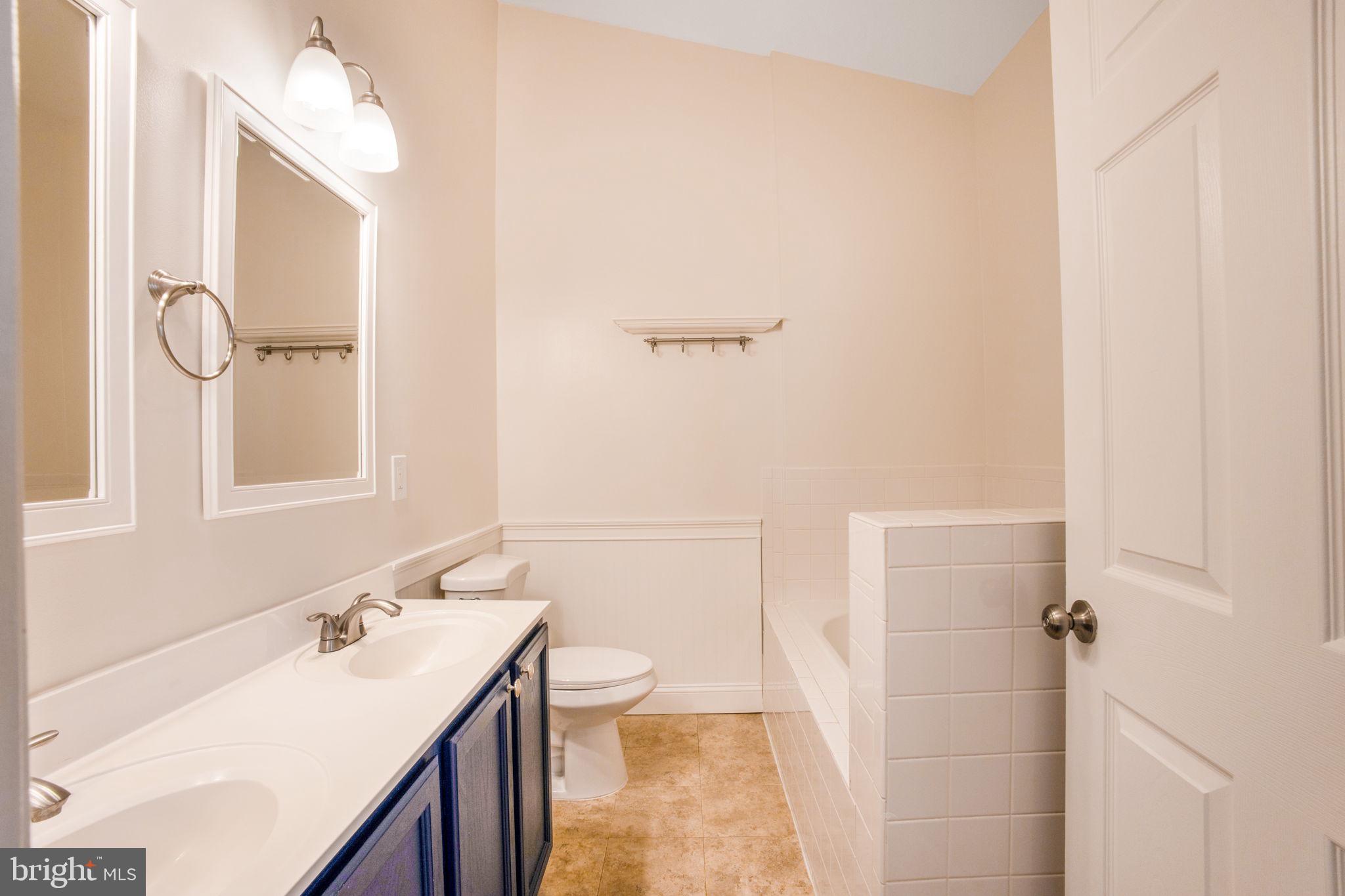 SOUTH RIDING - Residential Lease