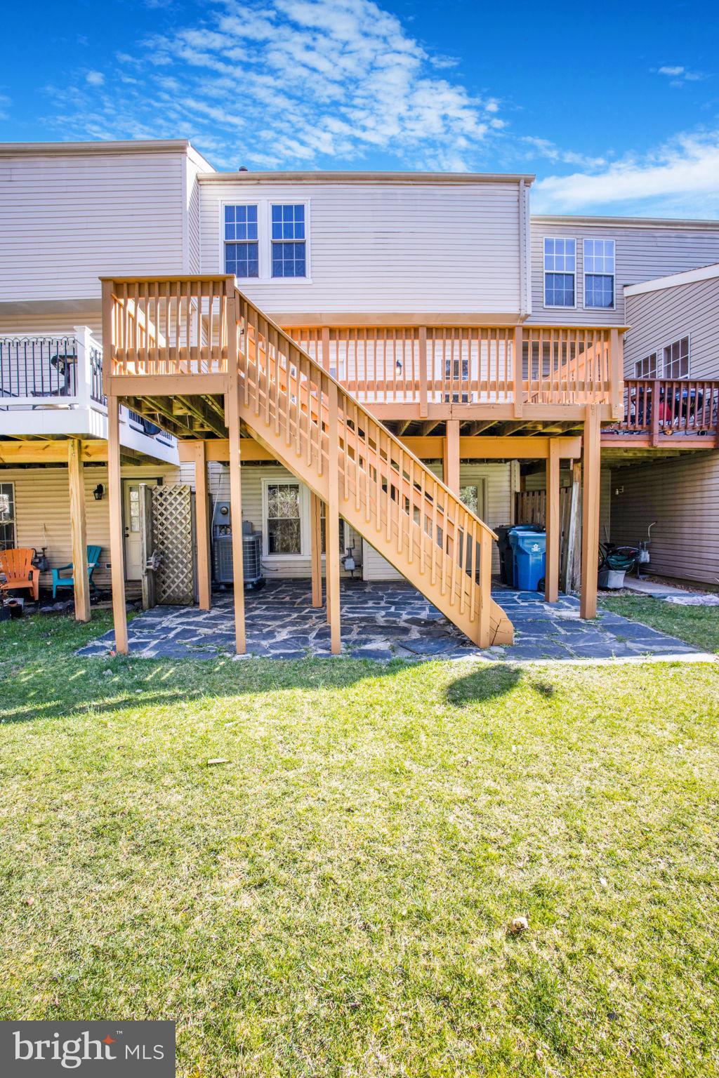 SOUTH RIDING - Residential Lease