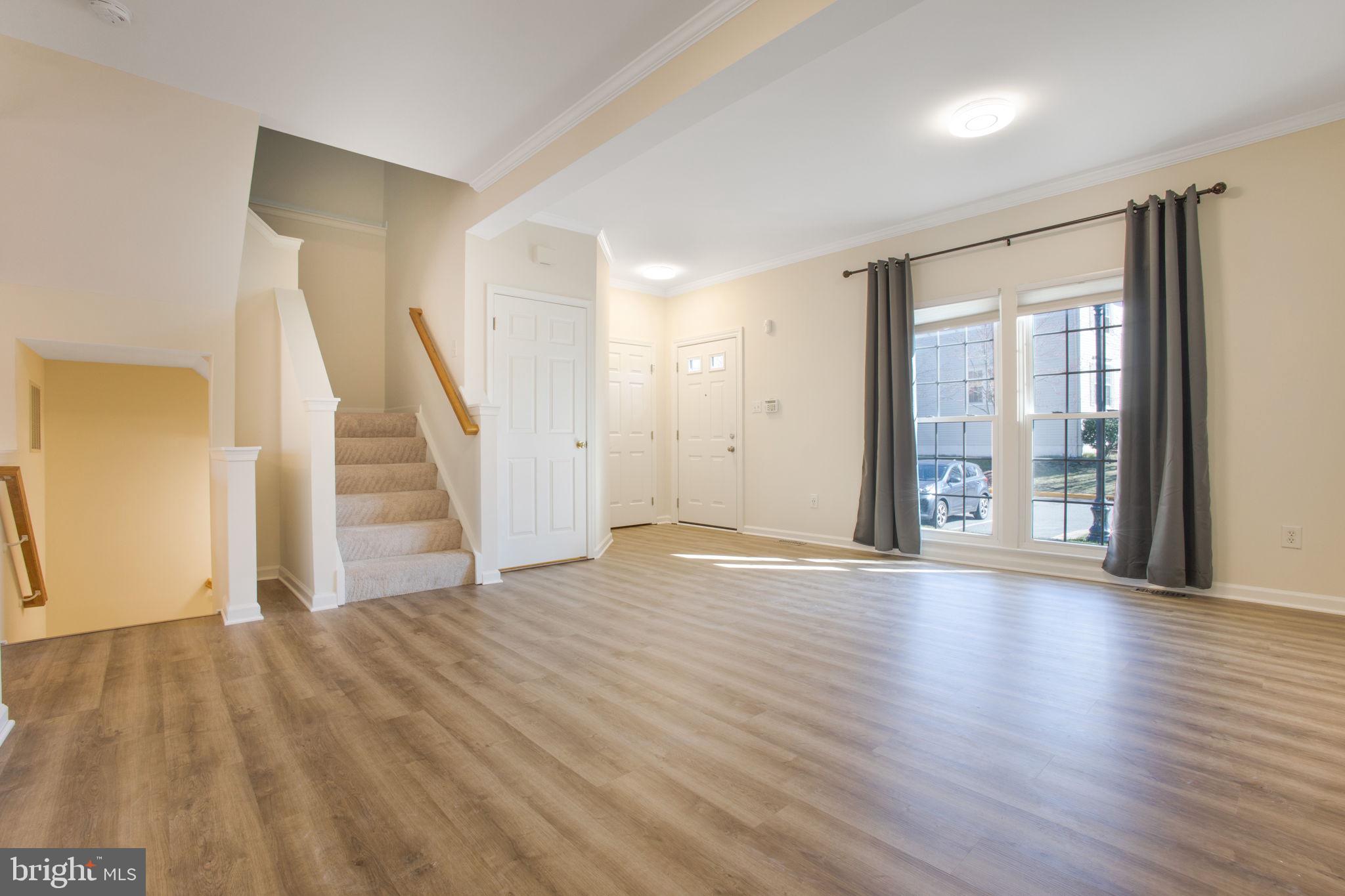 SOUTH RIDING - Residential Lease