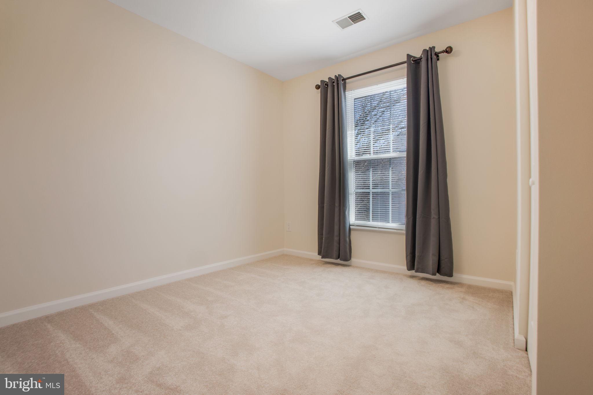 SOUTH RIDING - Residential Lease