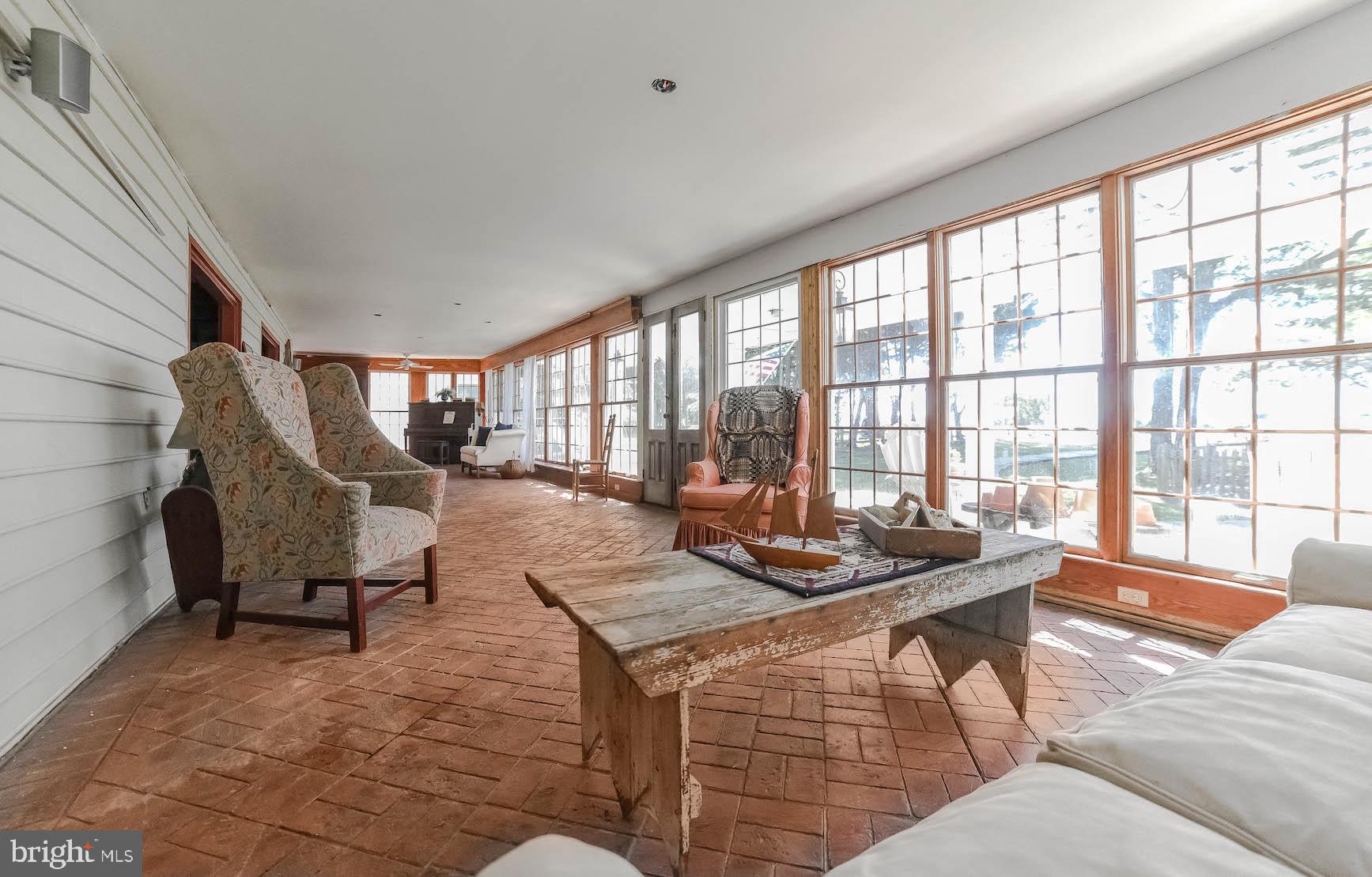 TOLSON ESTATES - Residential