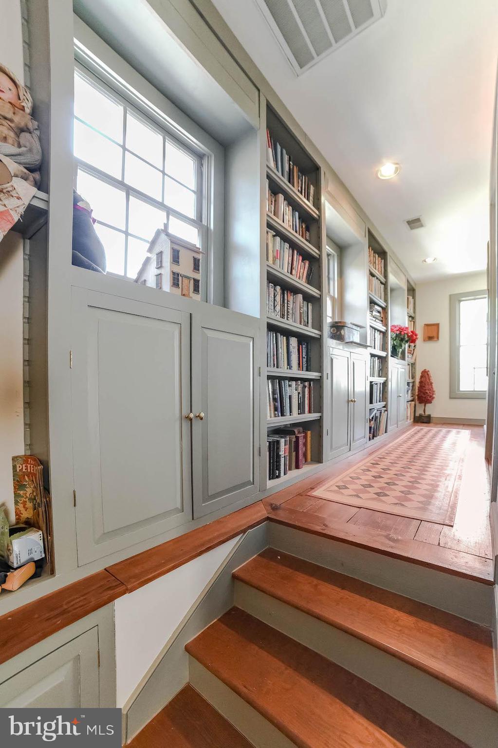 TOLSON ESTATES - Residential