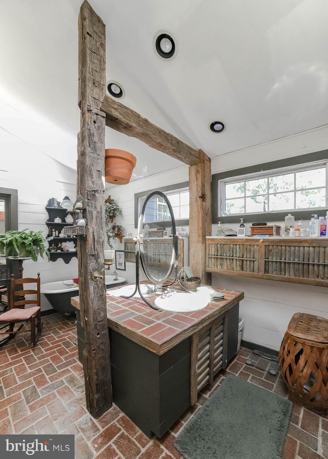 TOLSON ESTATES - Residential