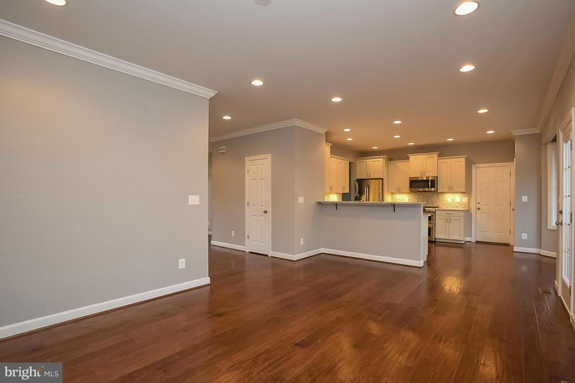 GLEN VERDANT - Residential