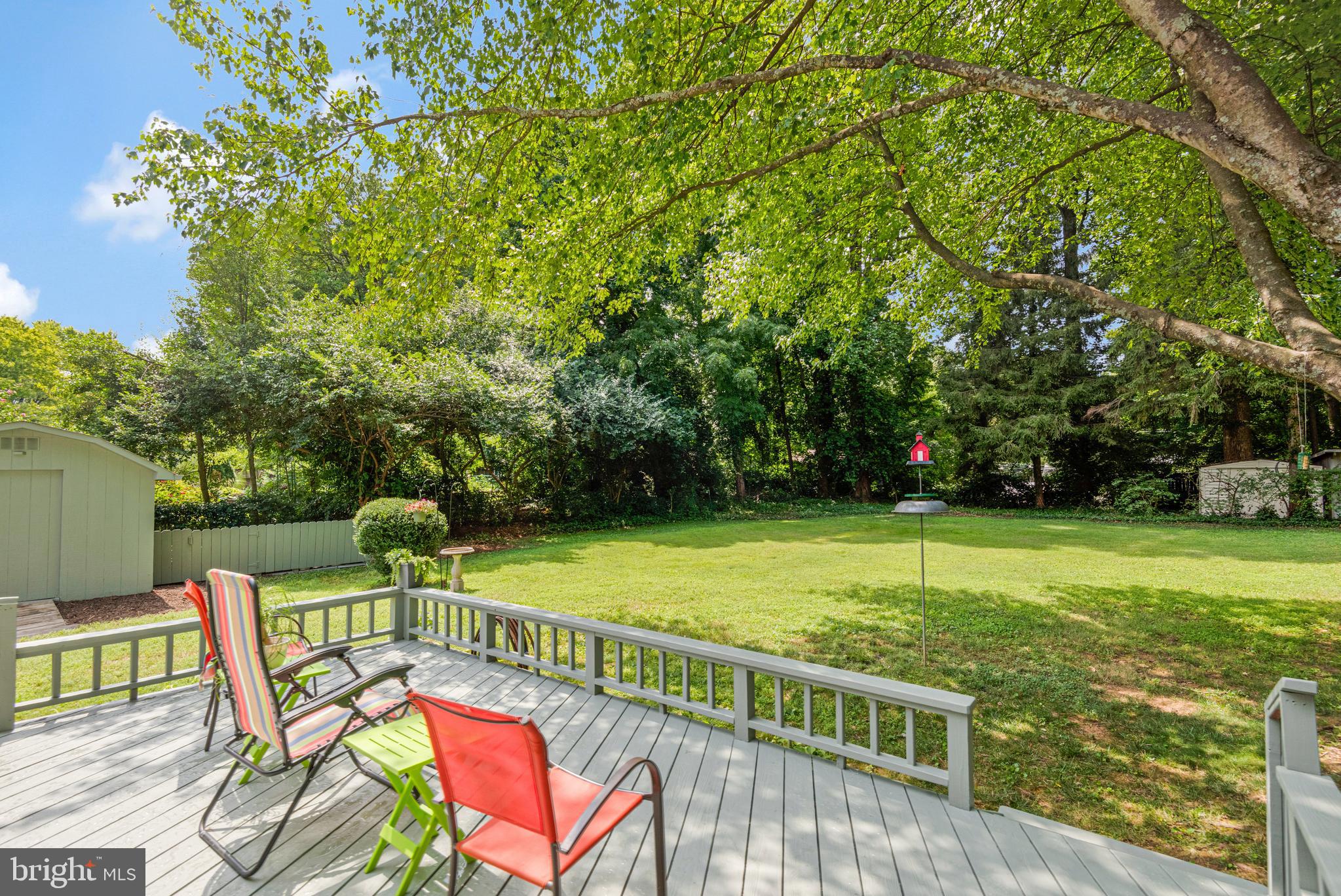 FAIRFAX ACRES - Residential