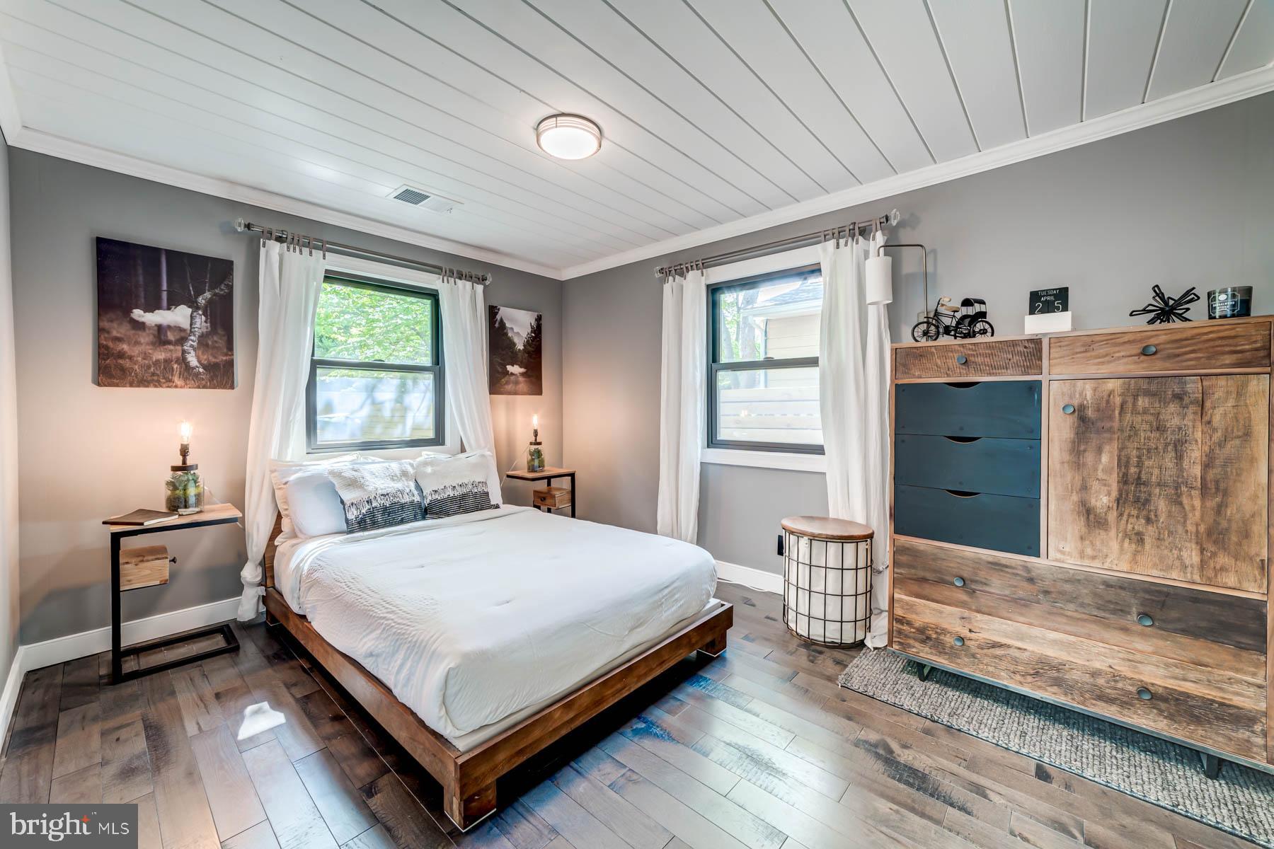 NEW ALEXANDRIA - Residential