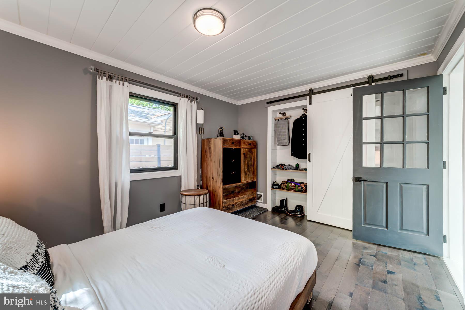 NEW ALEXANDRIA - Residential