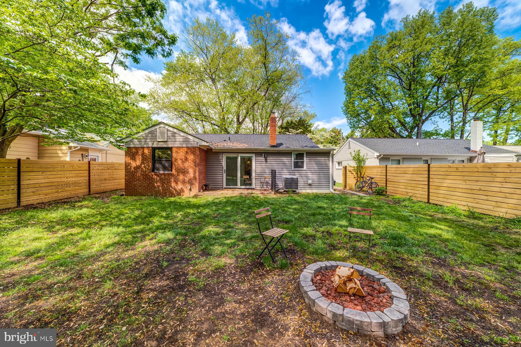 NEW ALEXANDRIA - Residential