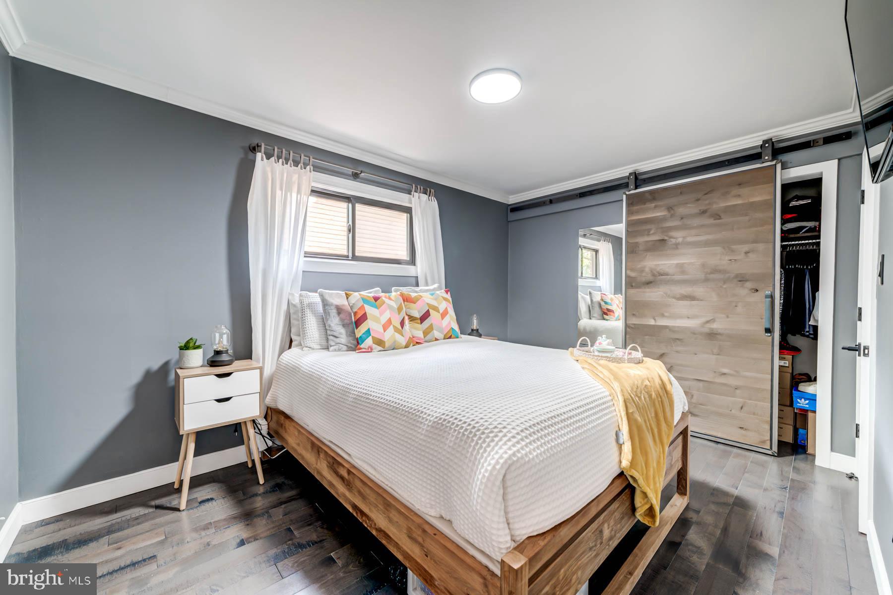 NEW ALEXANDRIA - Residential