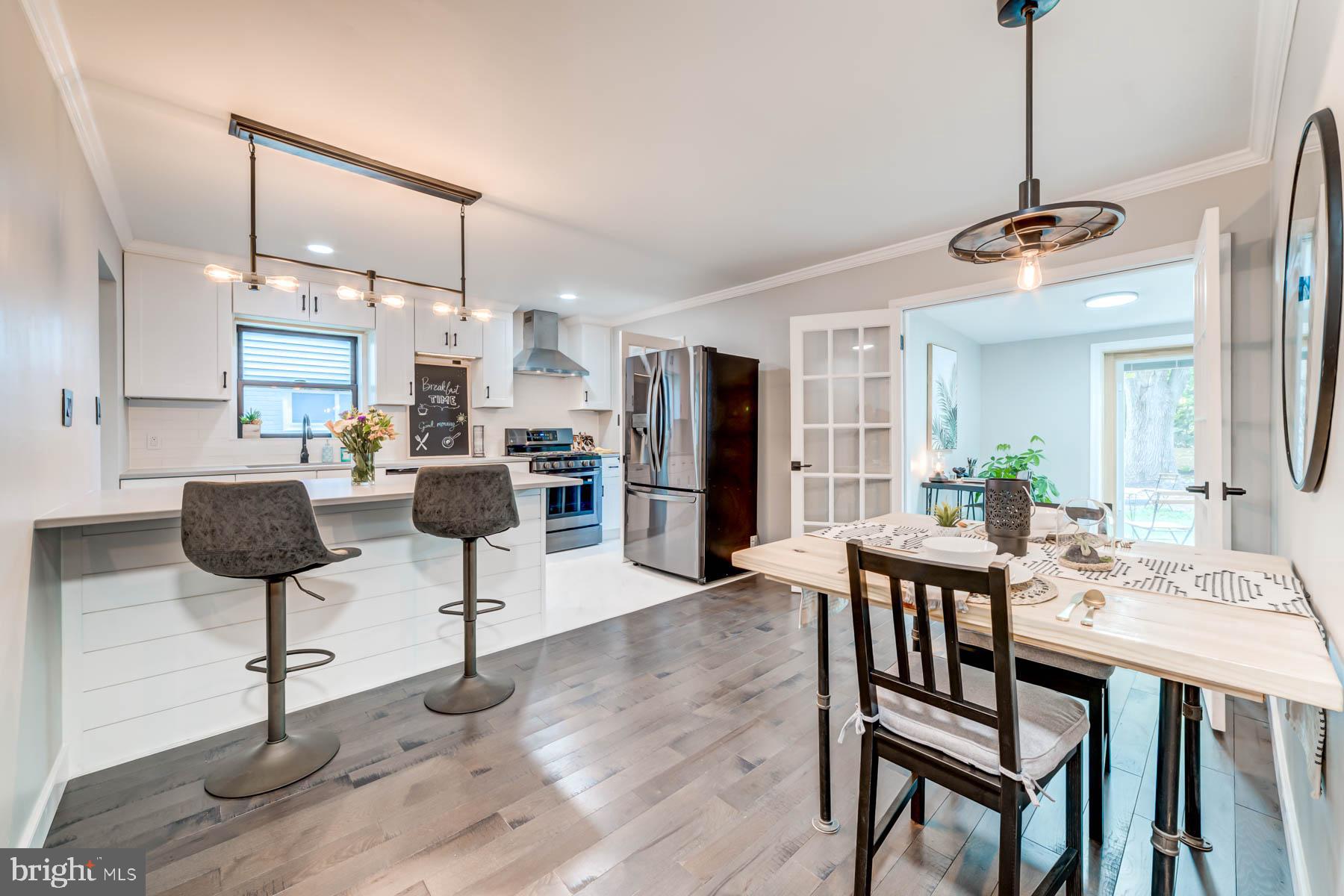 NEW ALEXANDRIA - Residential