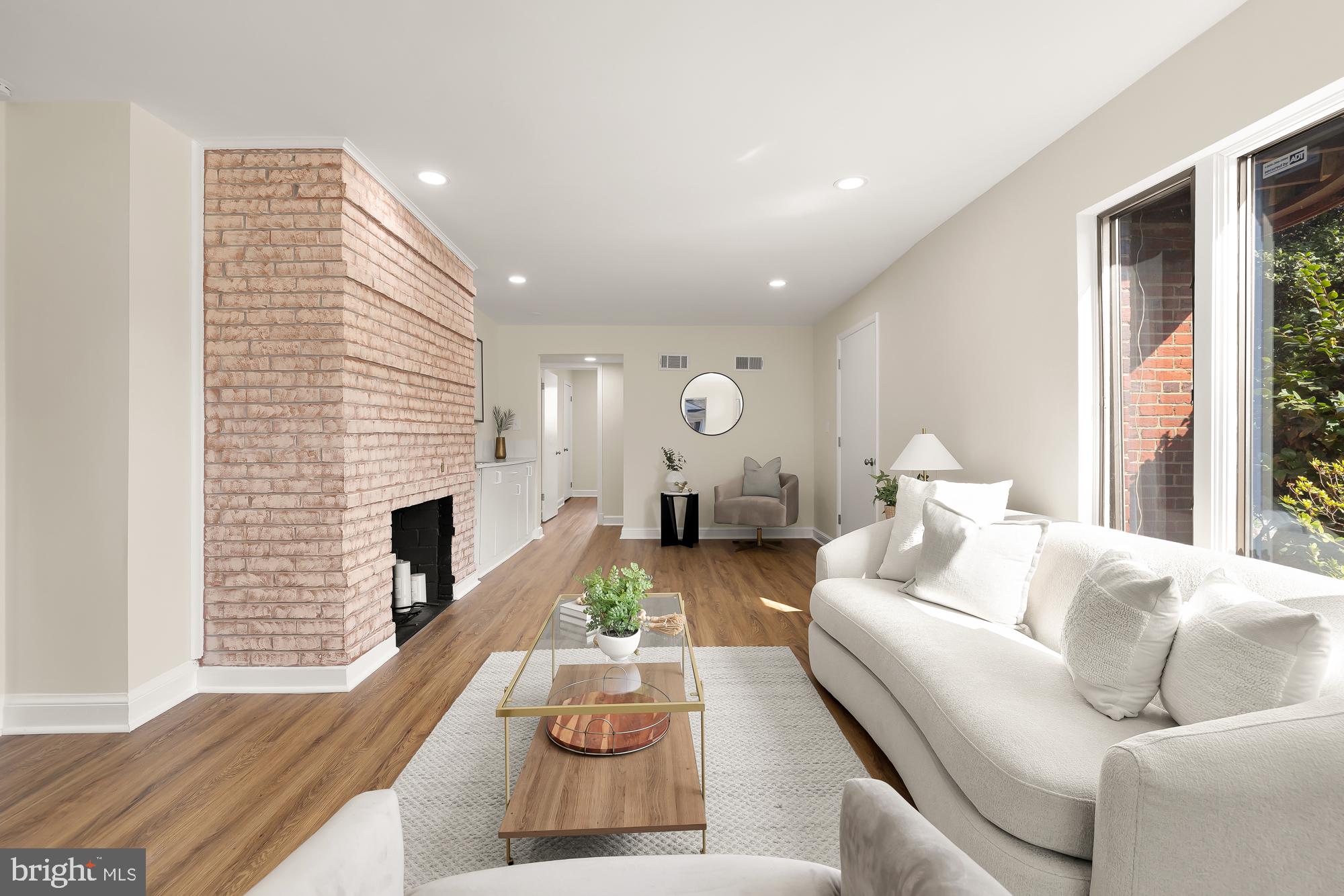 ALTA VISTA TERRACE - Residential