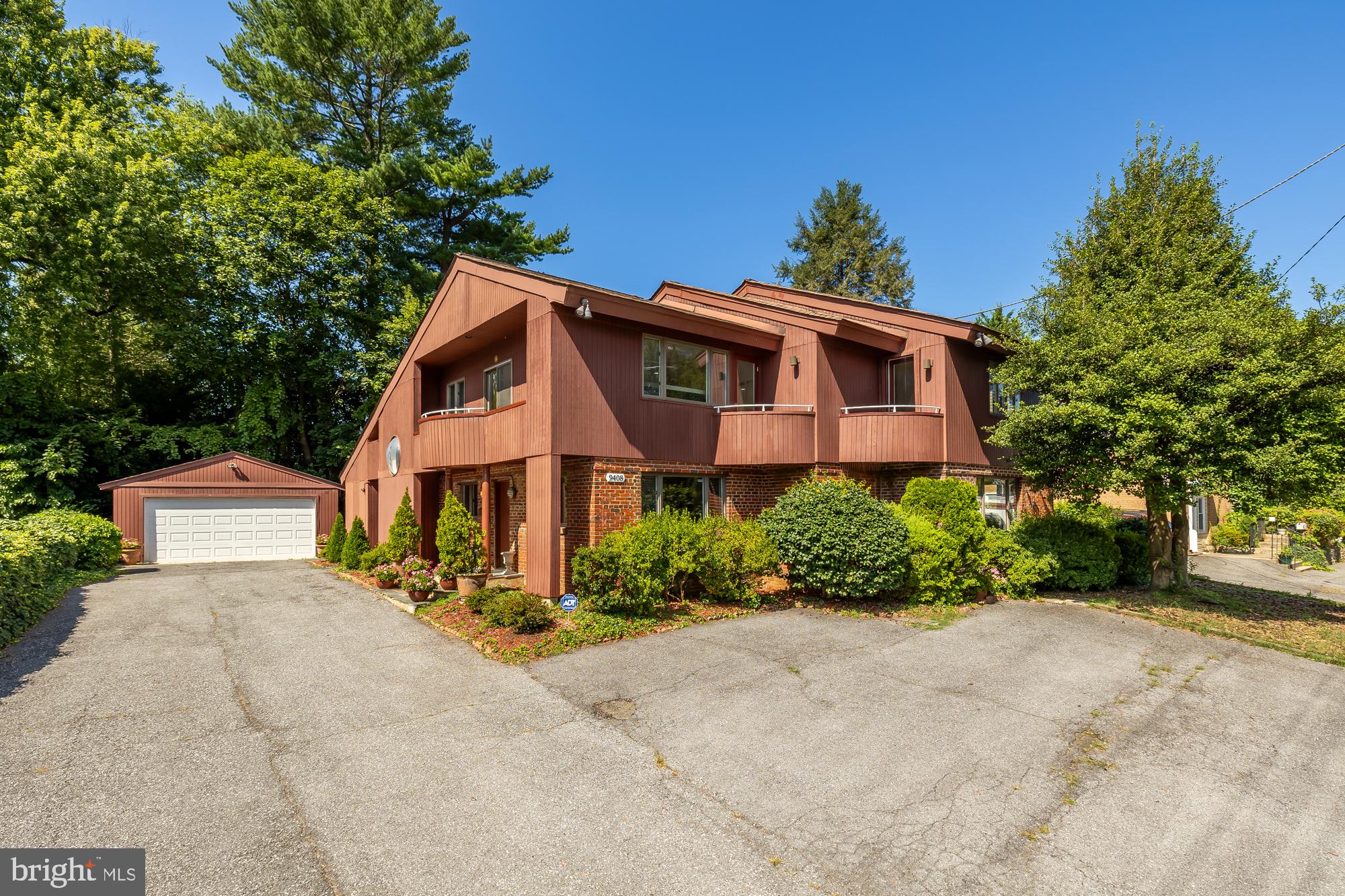 ALTA VISTA TERRACE - Residential