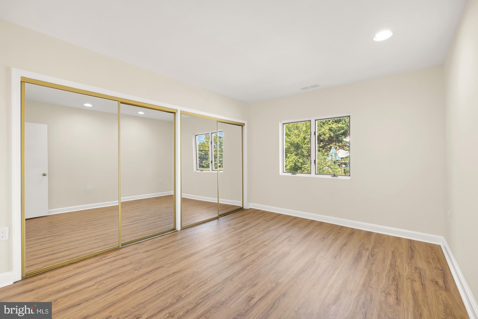 ALTA VISTA TERRACE - Residential