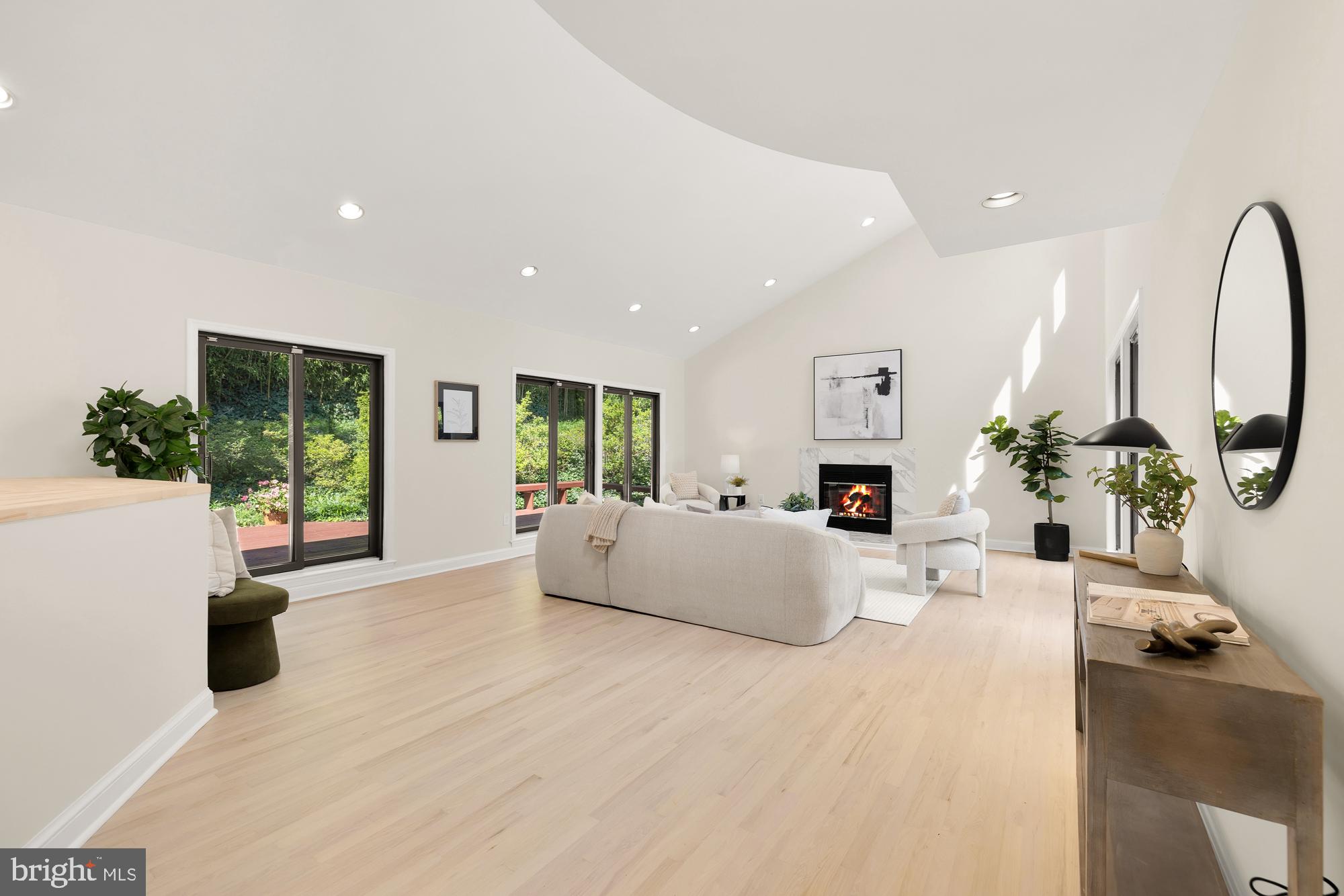 ALTA VISTA TERRACE - Residential