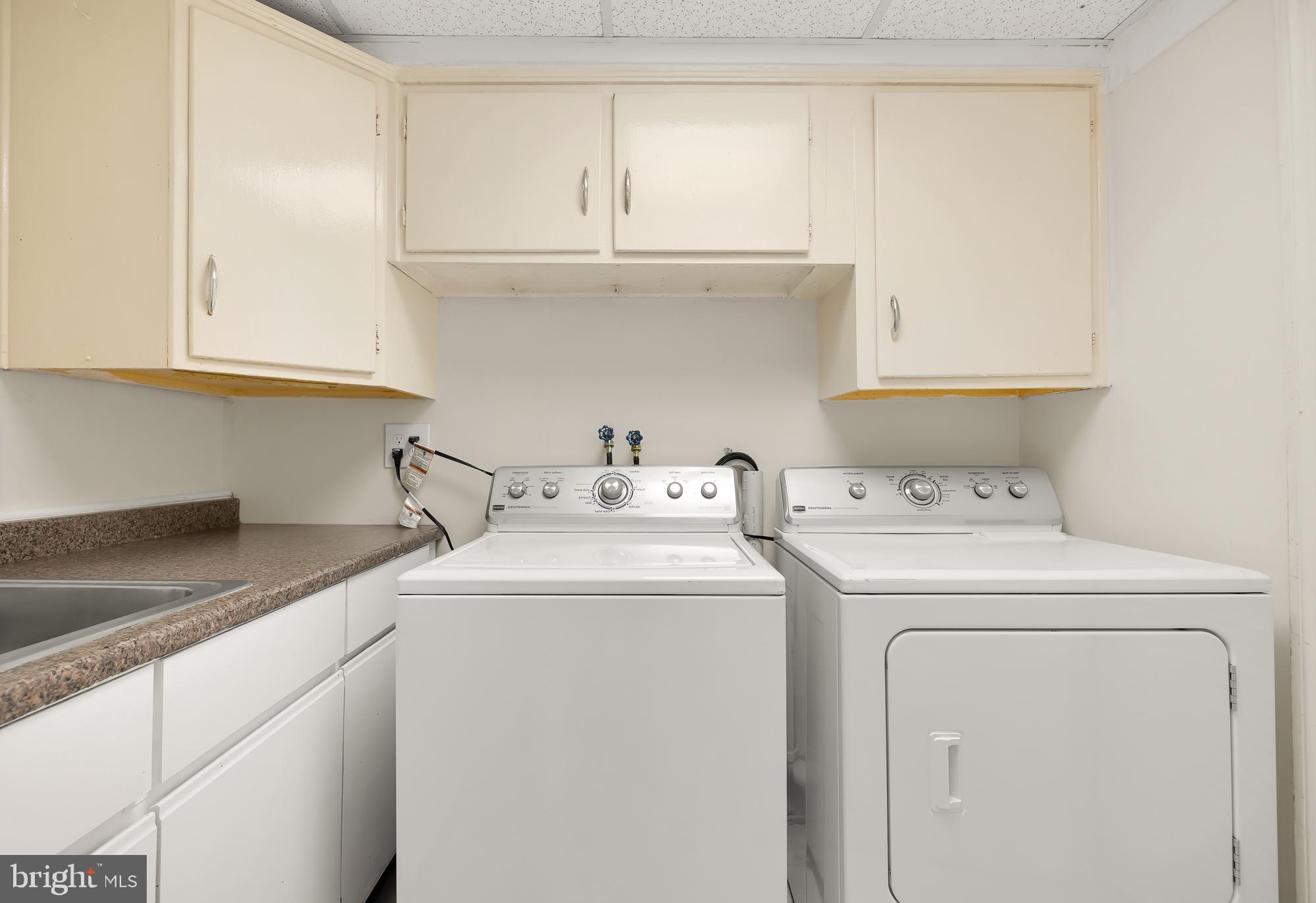 ALTA VISTA TERRACE - Residential