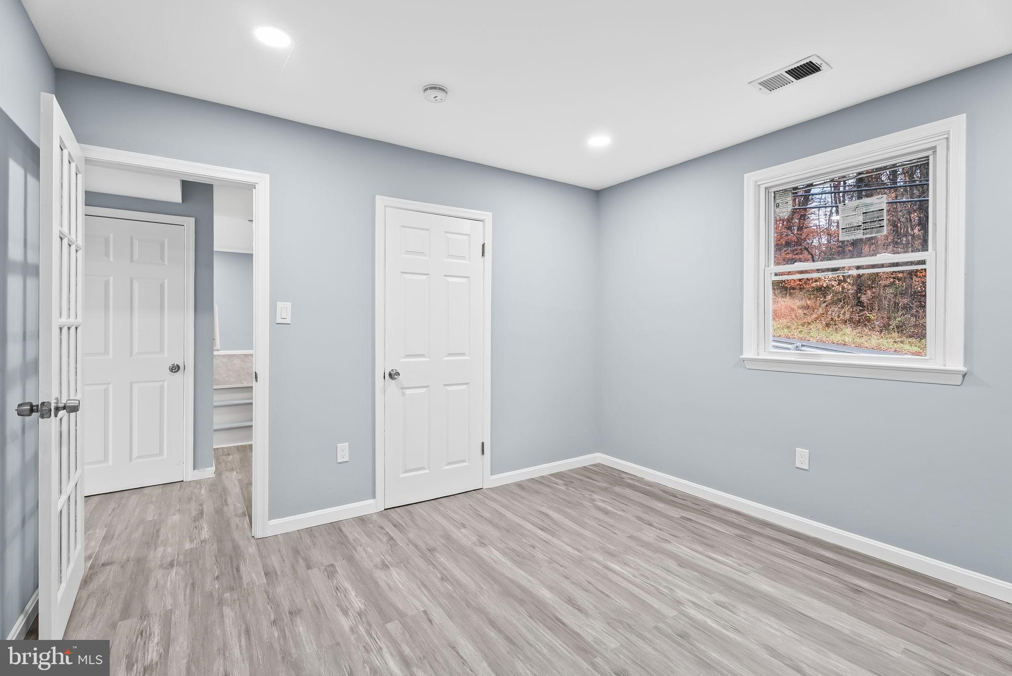 BROADVIEW - Residential