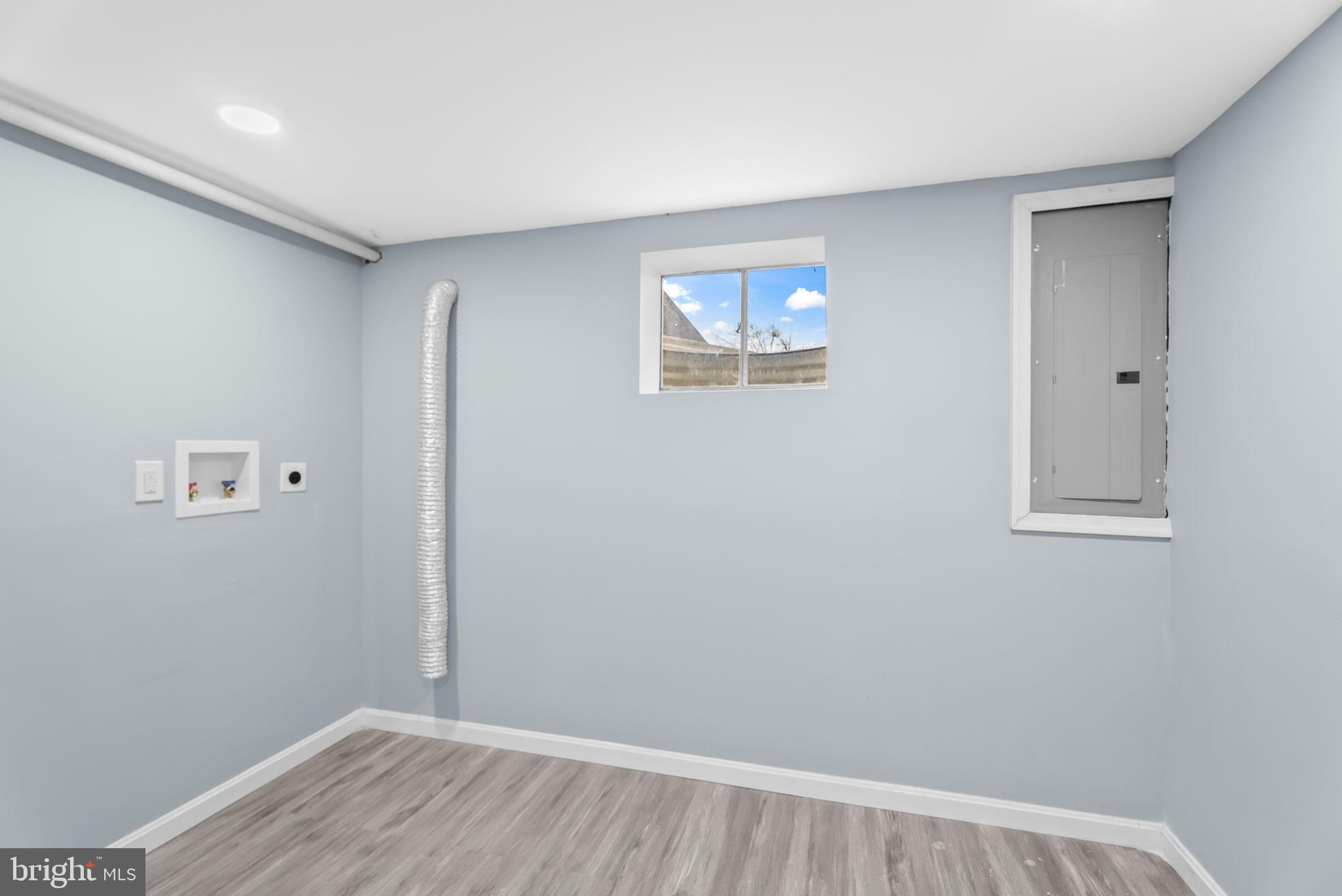 BROADVIEW - Residential