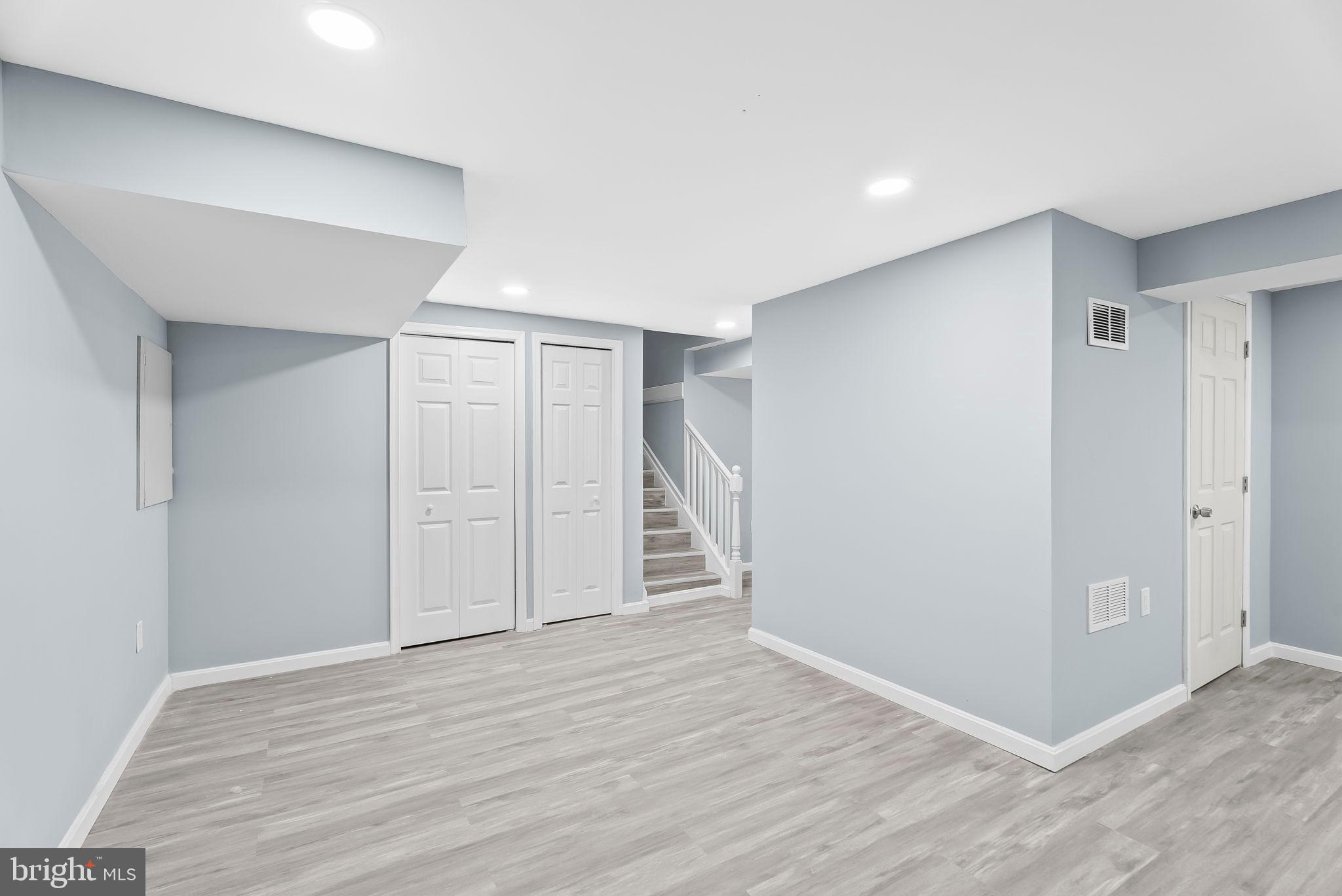 BROADVIEW - Residential