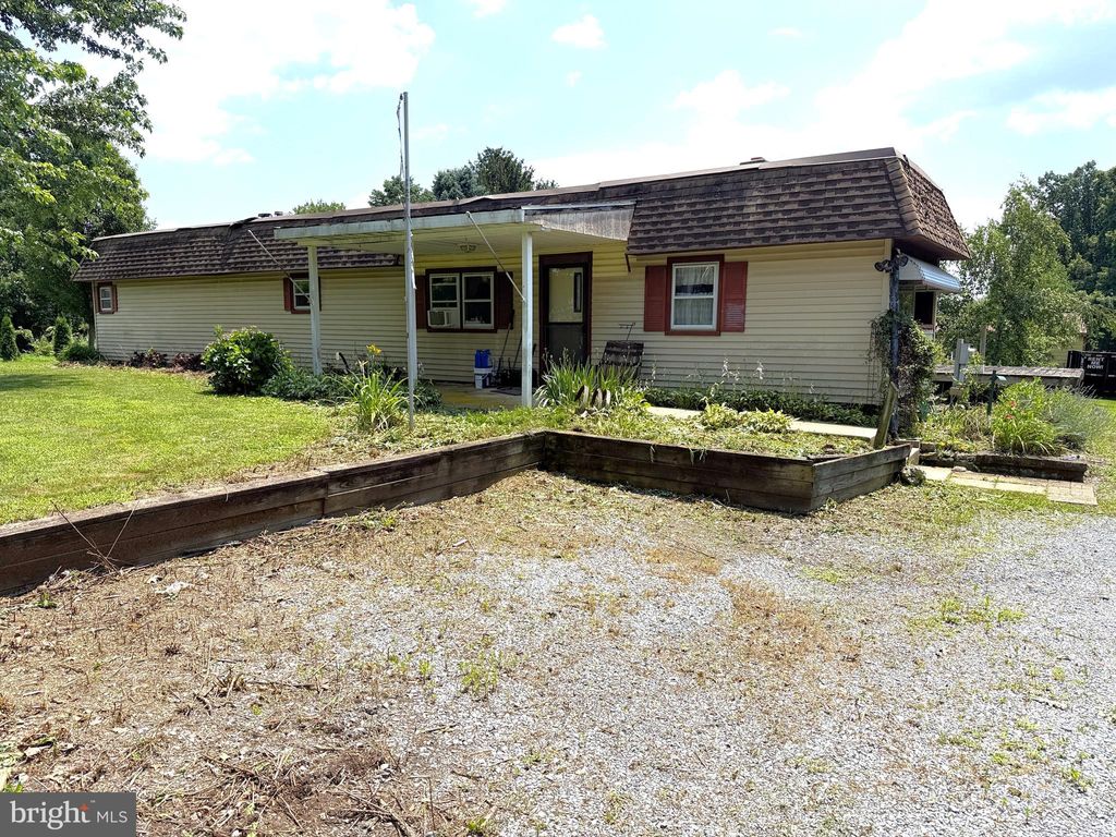 Photo of 41 Garloff Road, MYERSTOWN, PA 17067 (MLS # PALN2022288)