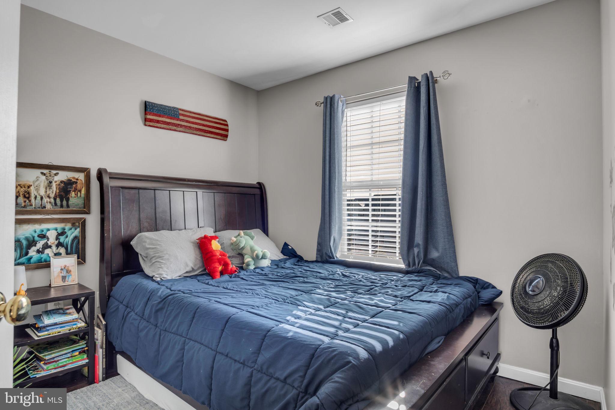 BISCAYNE WOODS - Residential