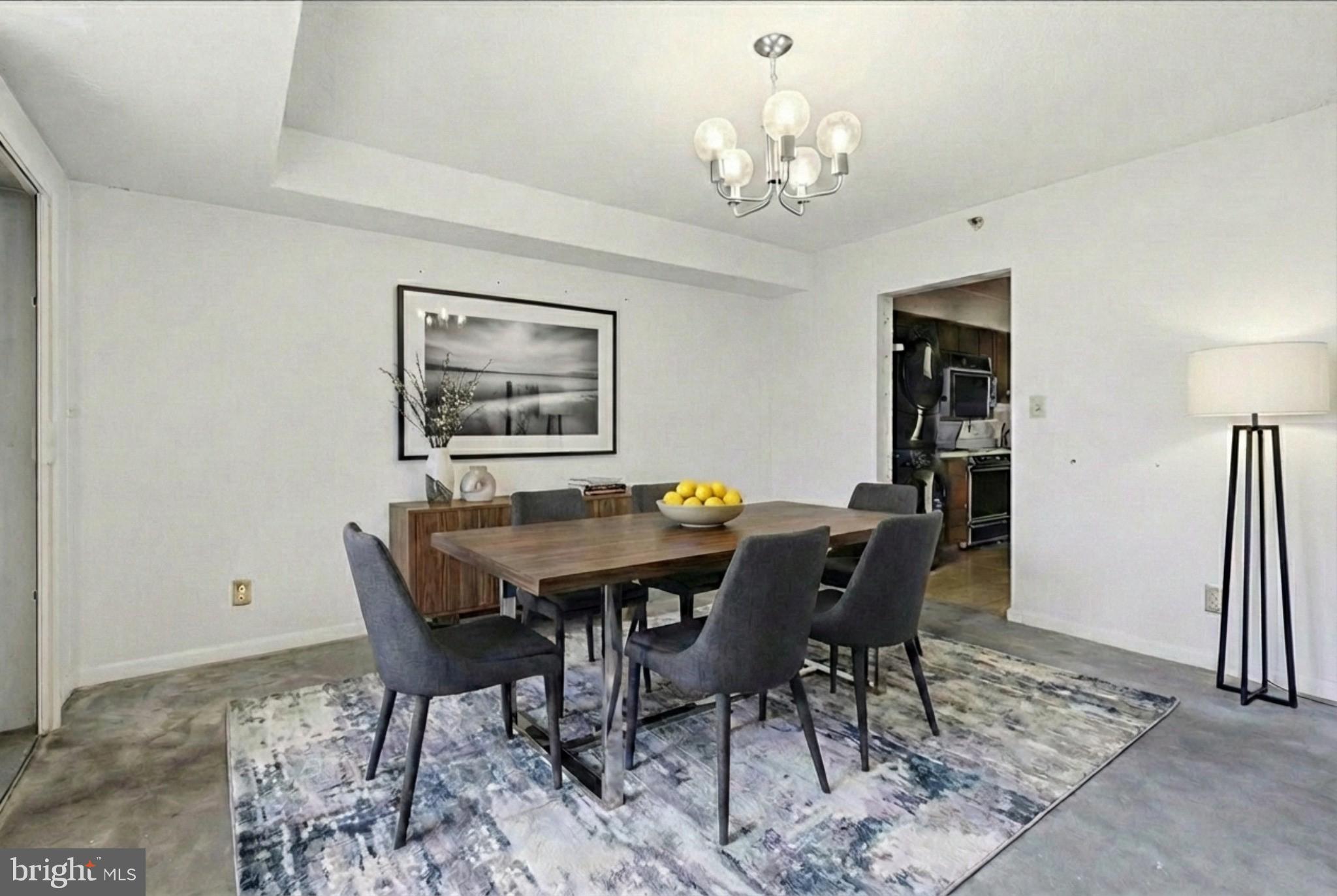 SKYLINE HOUSE - Residential