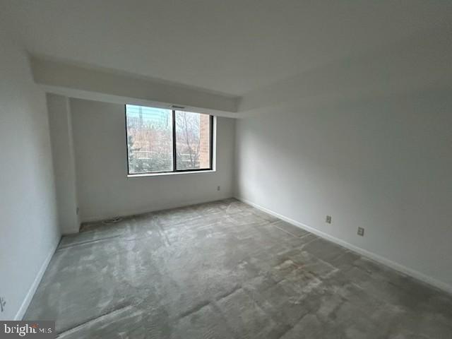 SKYLINE HOUSE - Residential