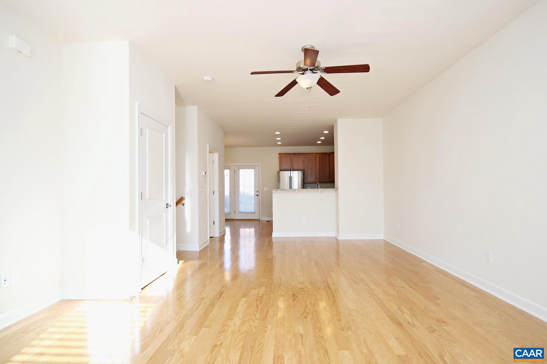 PAVILIONS AT PANTOPS - Residential Lease