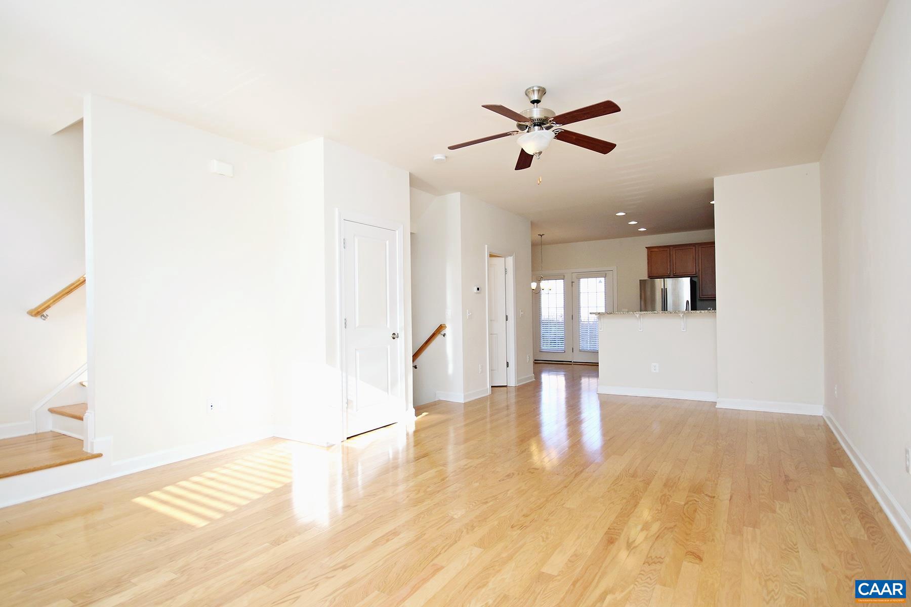 PAVILIONS AT PANTOPS - Residential Lease