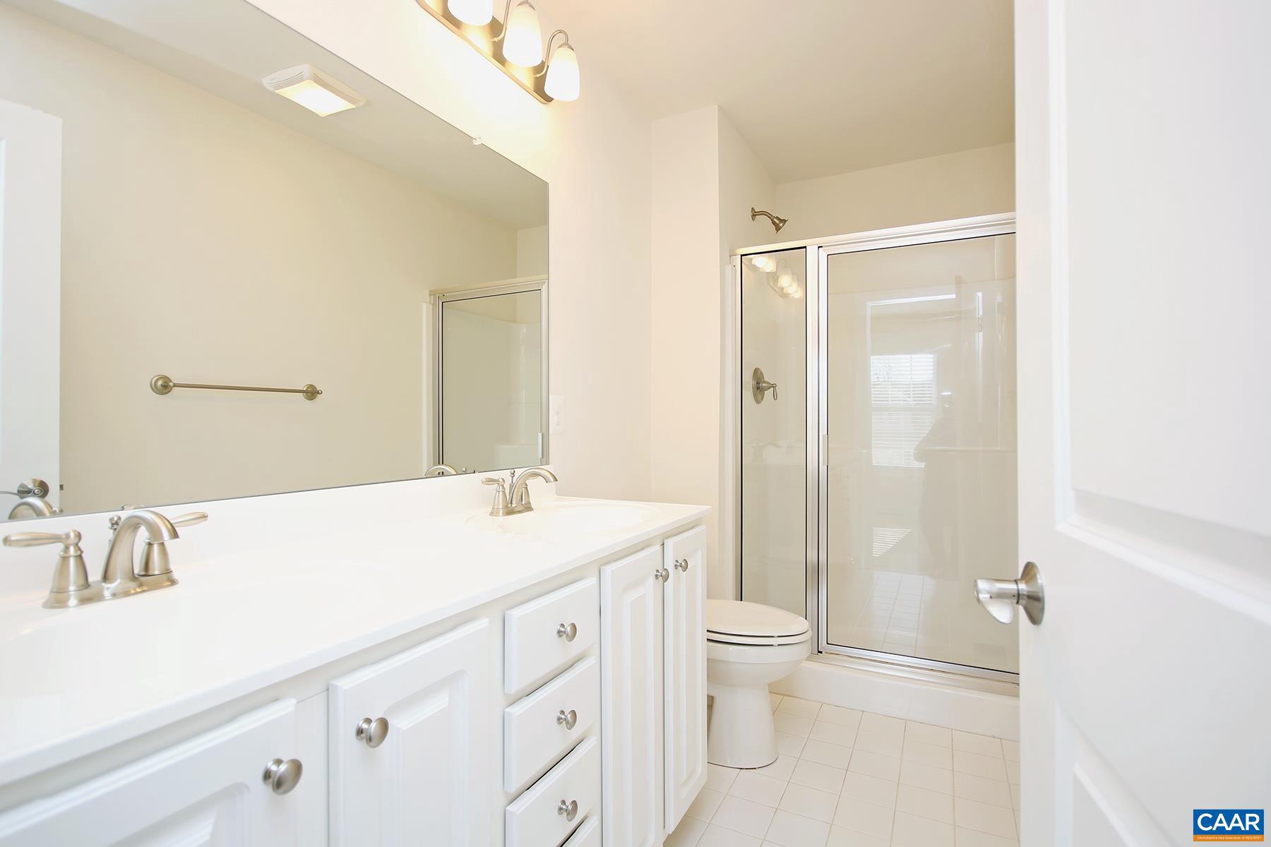 PAVILIONS AT PANTOPS - Residential Lease