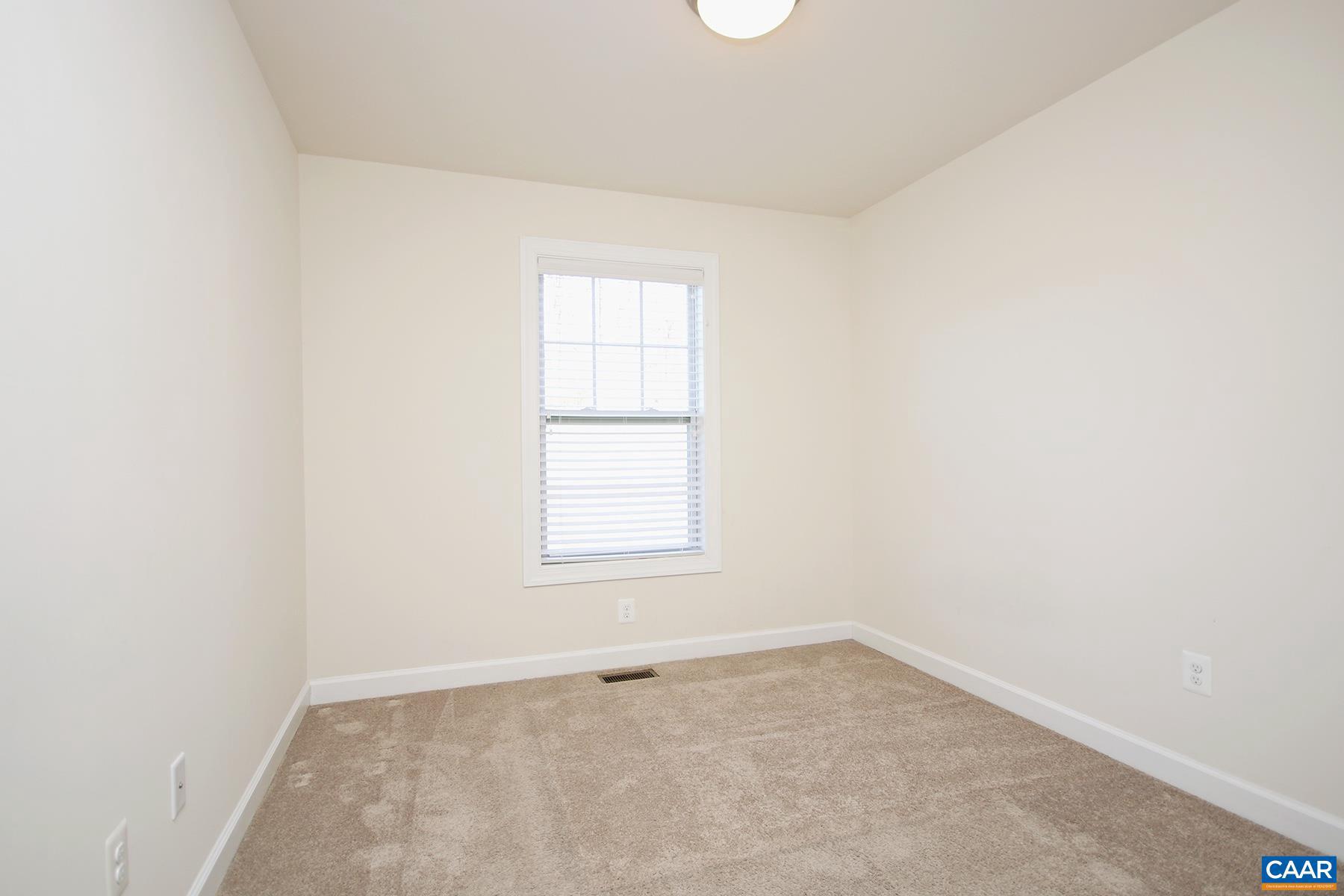 PAVILIONS AT PANTOPS - Residential Lease