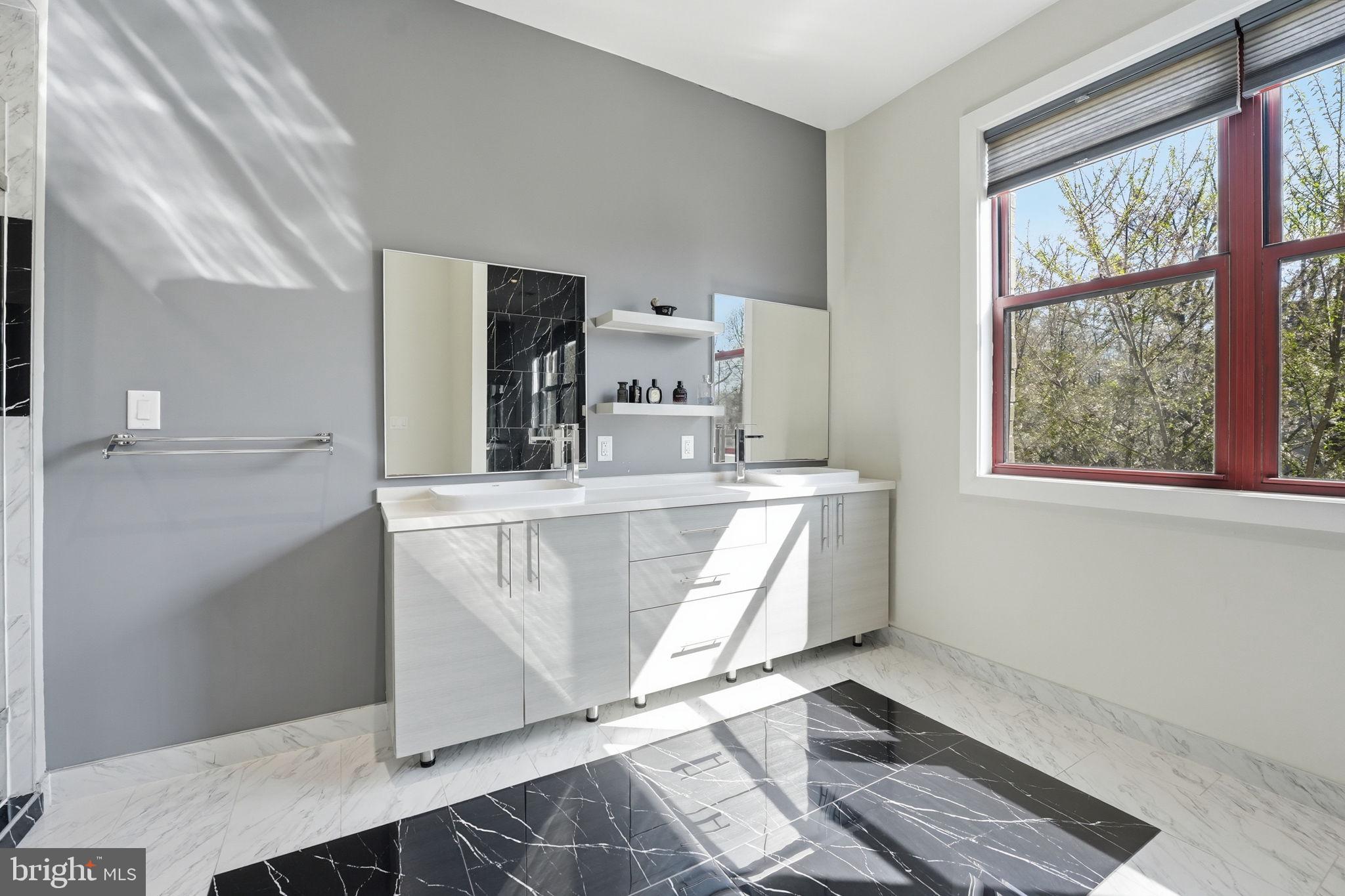 PT ROCKVILLE OUT RES 3 - Residential