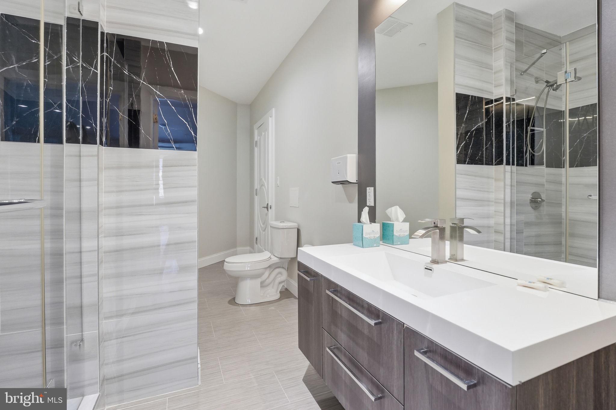 PT ROCKVILLE OUT RES 3 - Residential