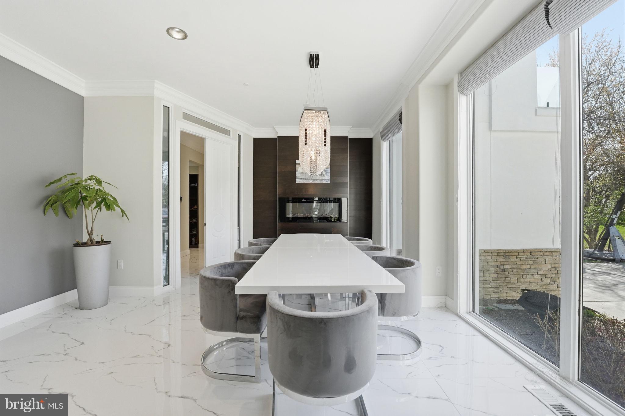 PT ROCKVILLE OUT RES 3 - Residential