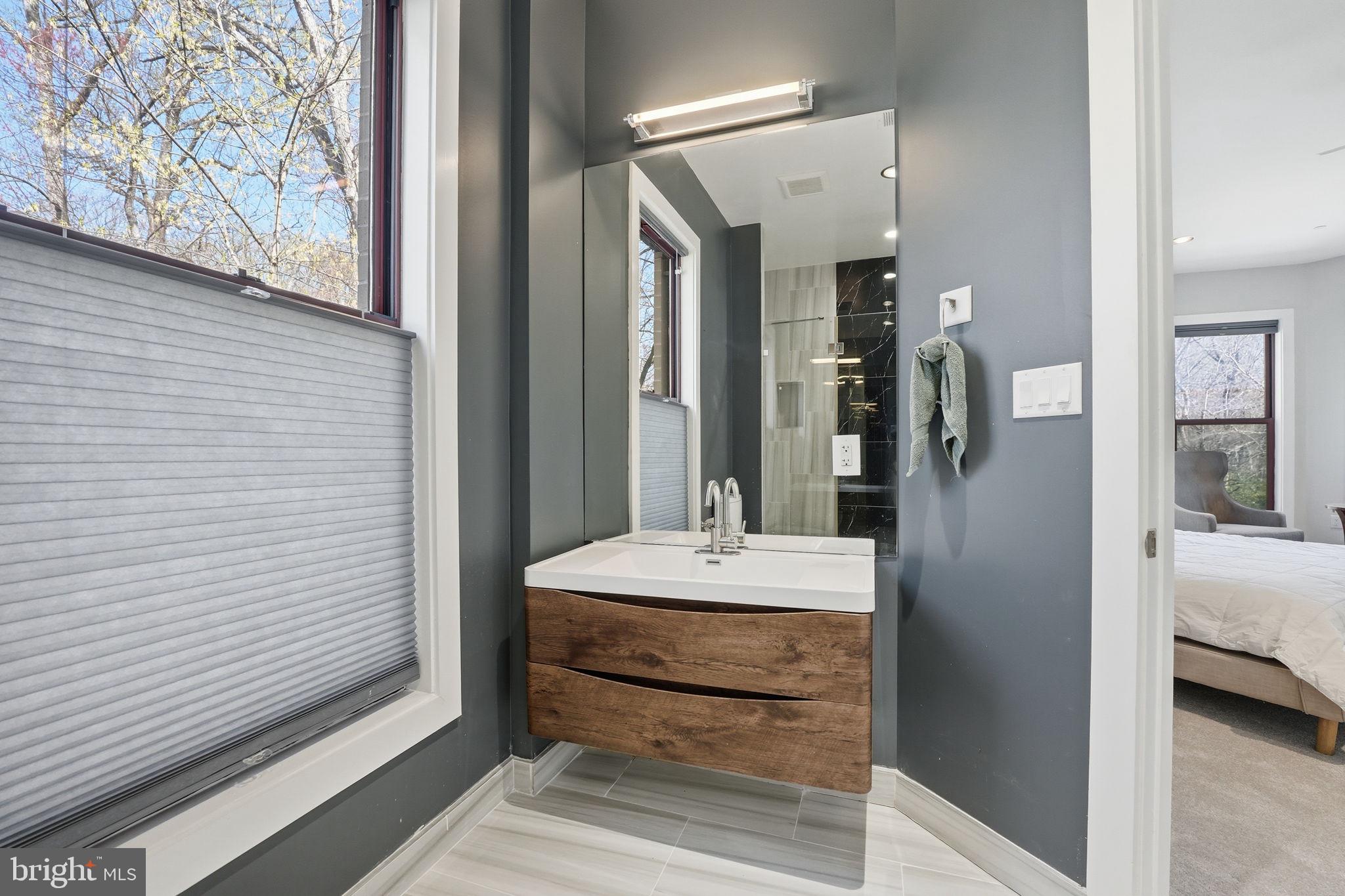 PT ROCKVILLE OUT RES 3 - Residential