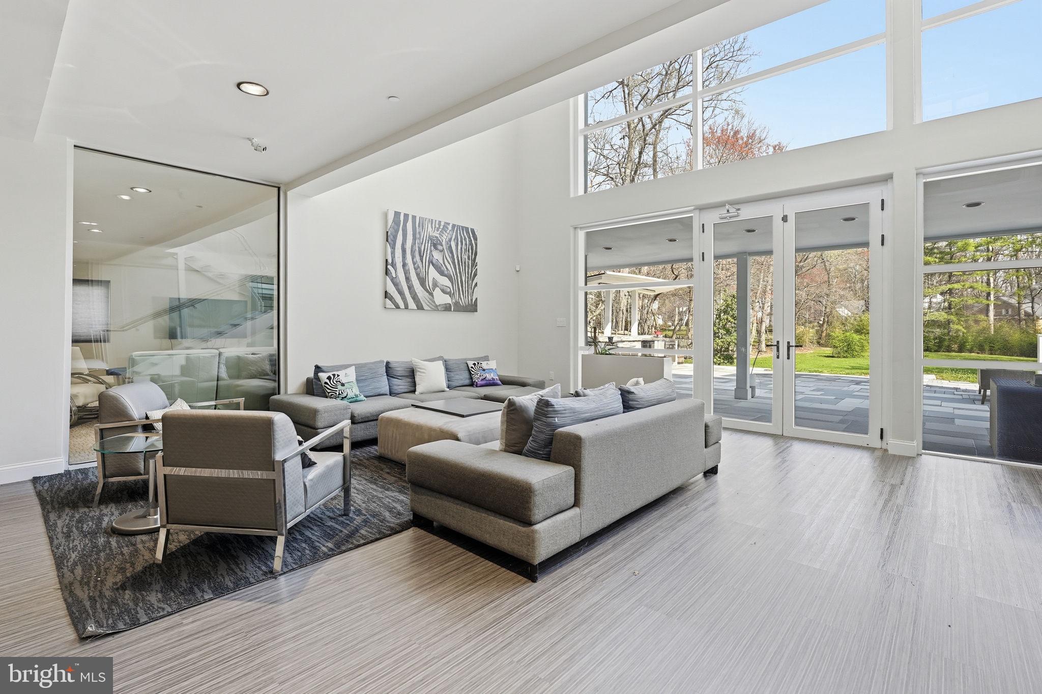 PT ROCKVILLE OUT RES 3 - Residential