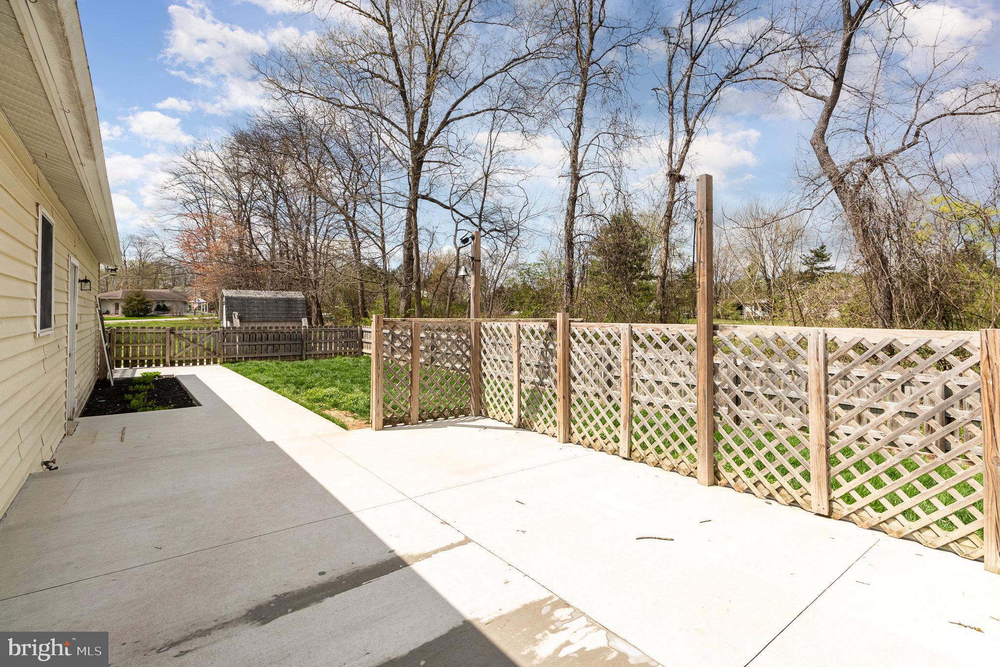 LAKE MEADE - Residential