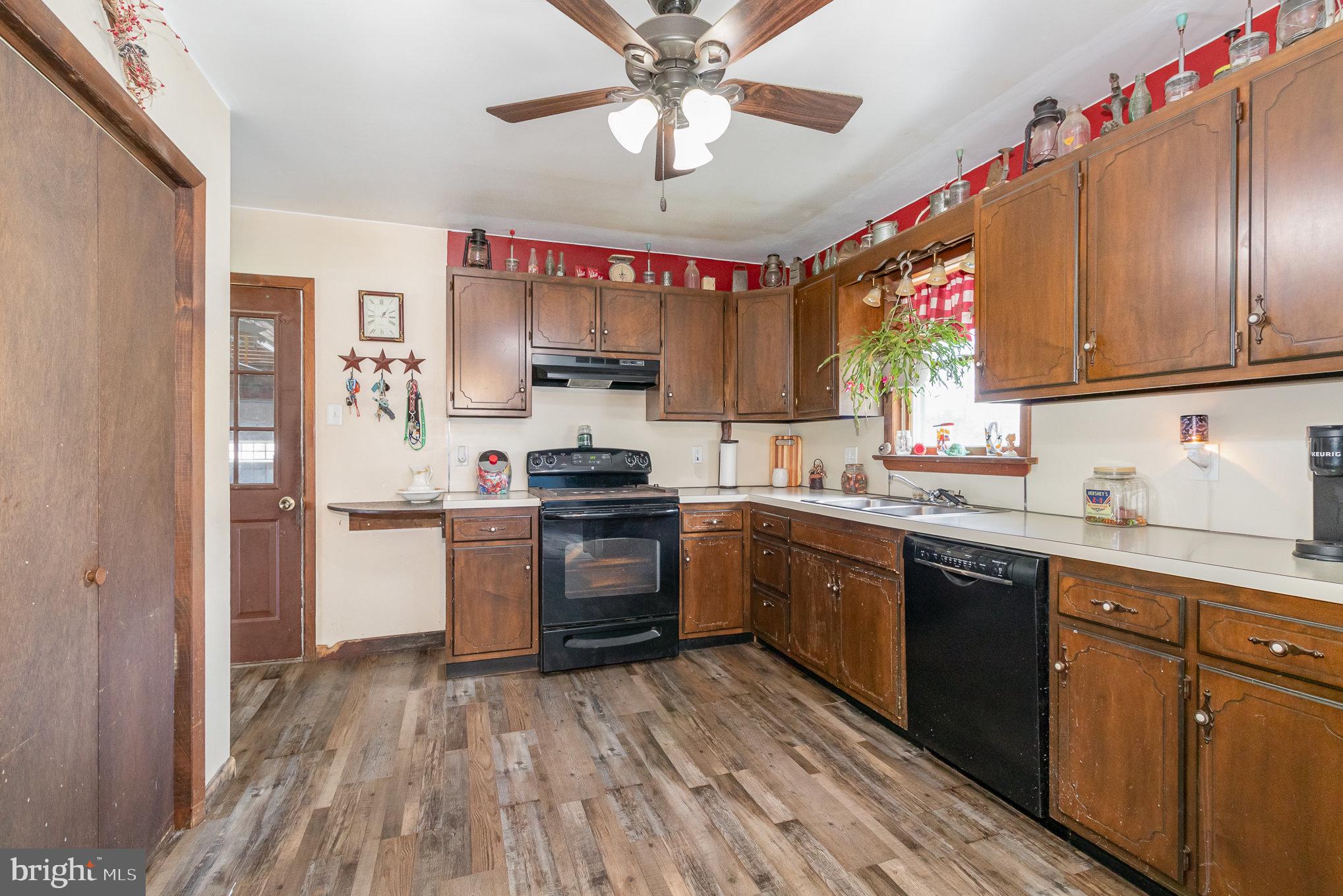 LAKE MEADE - Residential