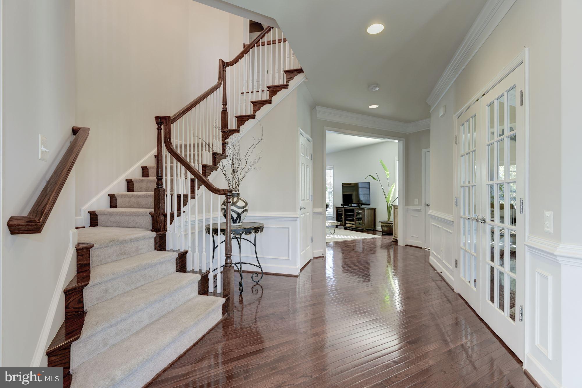 RED CEDAR - Residential