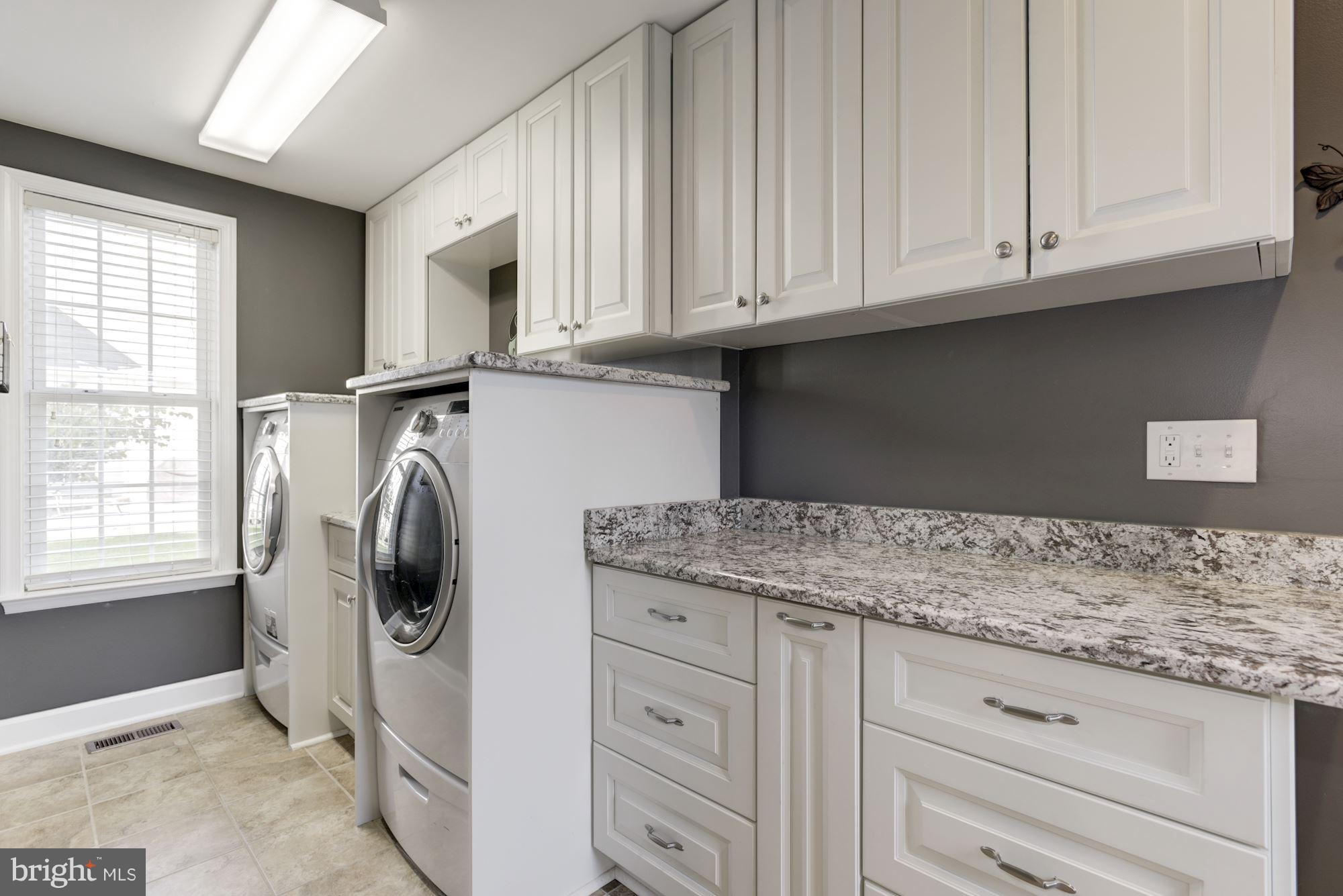 RED CEDAR - Residential