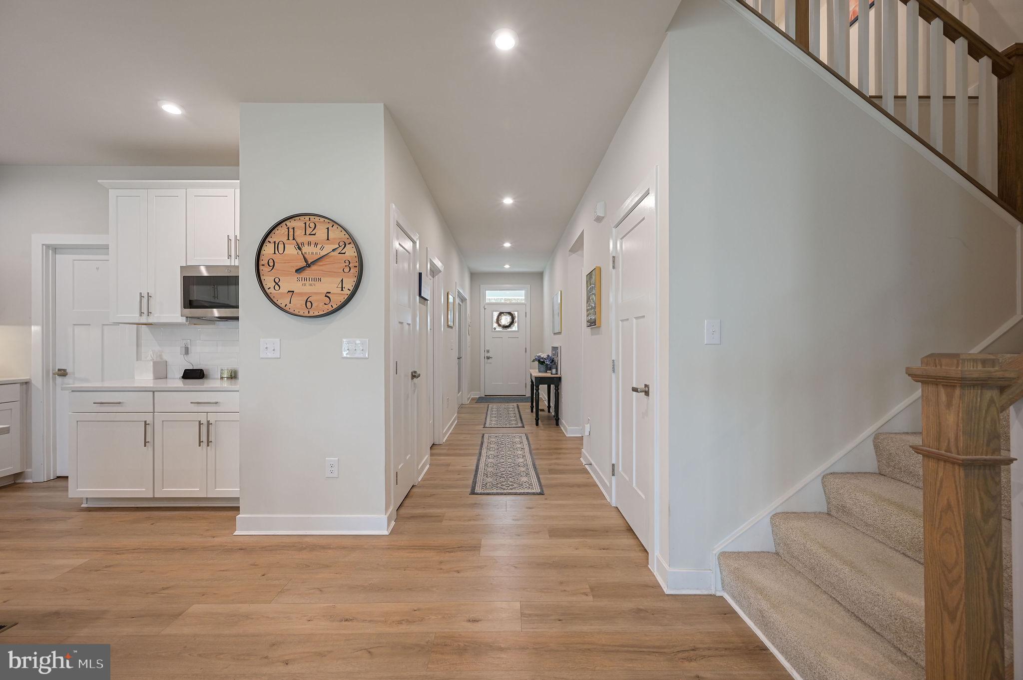 AZALEA WOODS - Residential