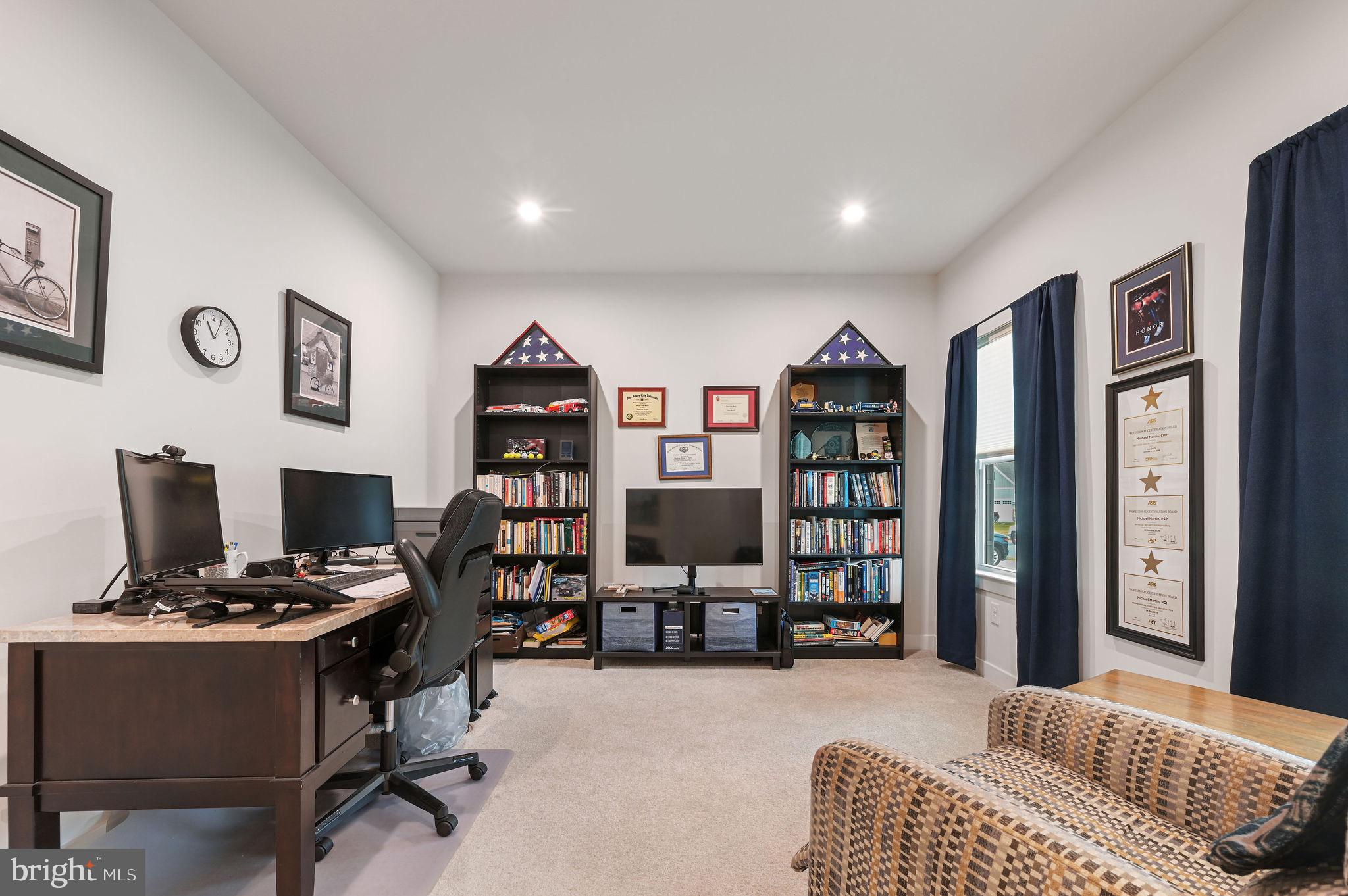 AZALEA WOODS - Residential