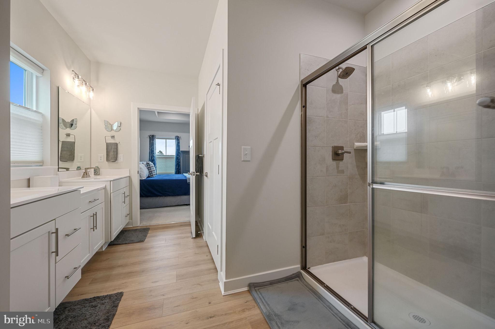 AZALEA WOODS - Residential