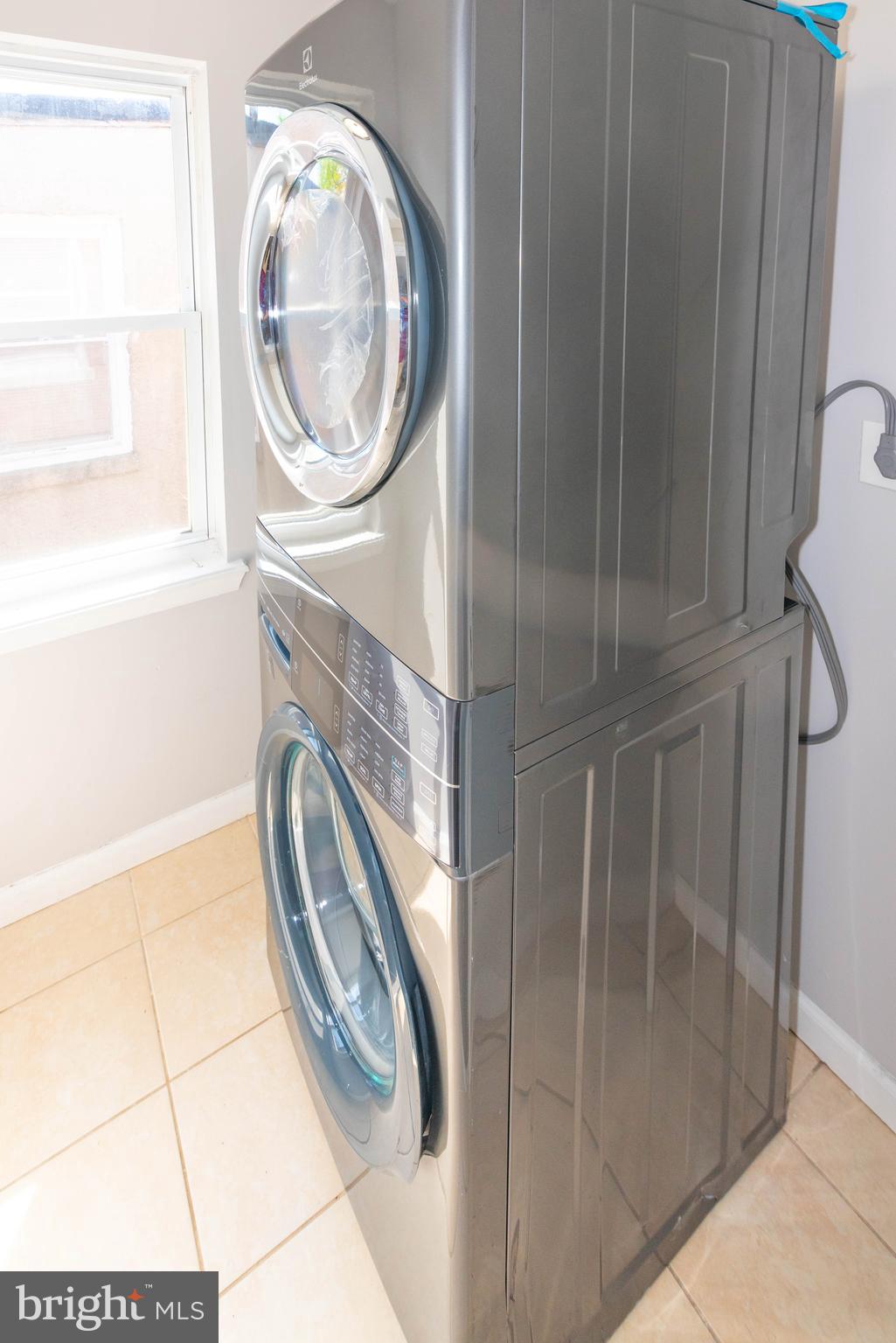 BRIDGEVIEW - GREENLAWN - Residential