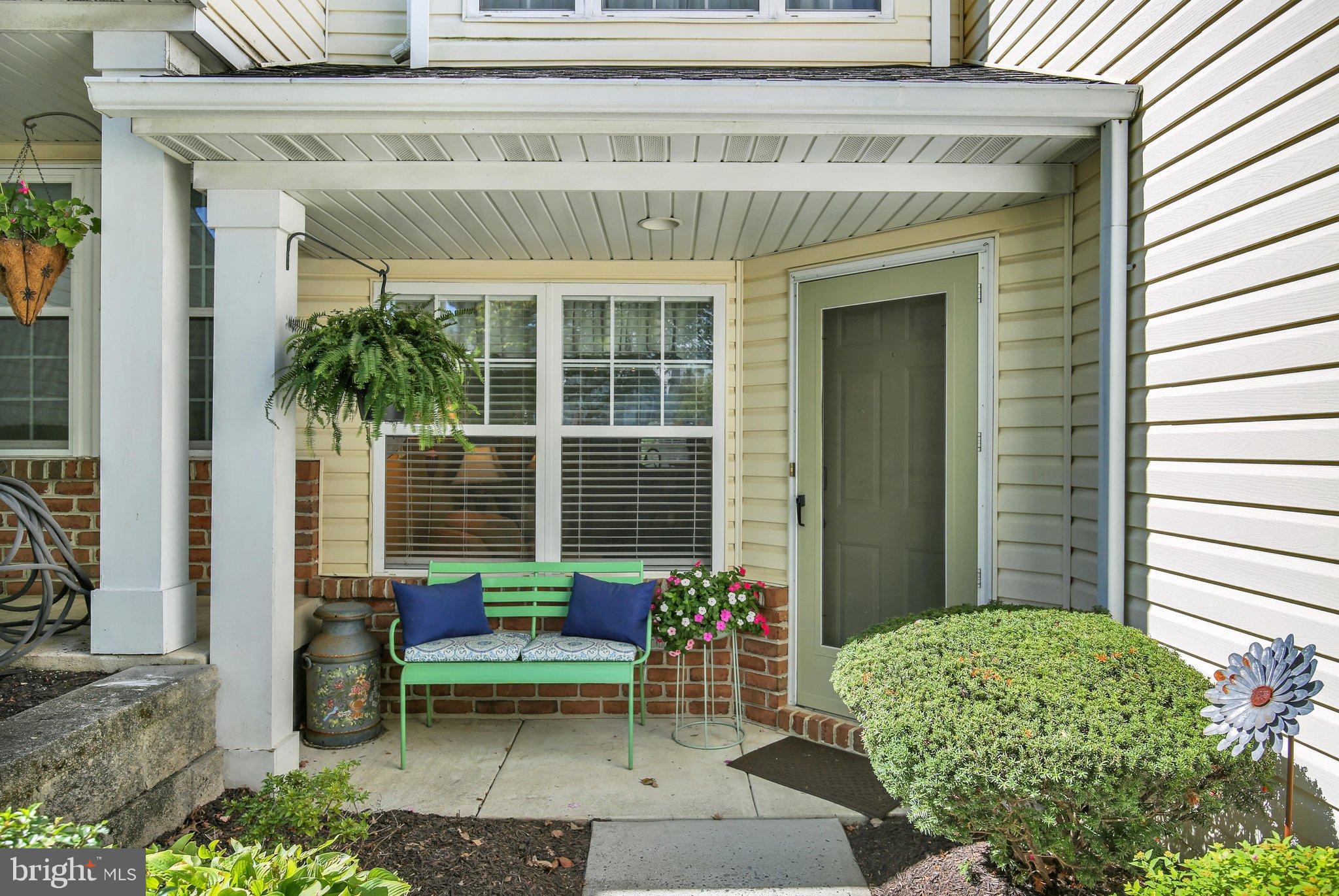 109 HICKORY LANE