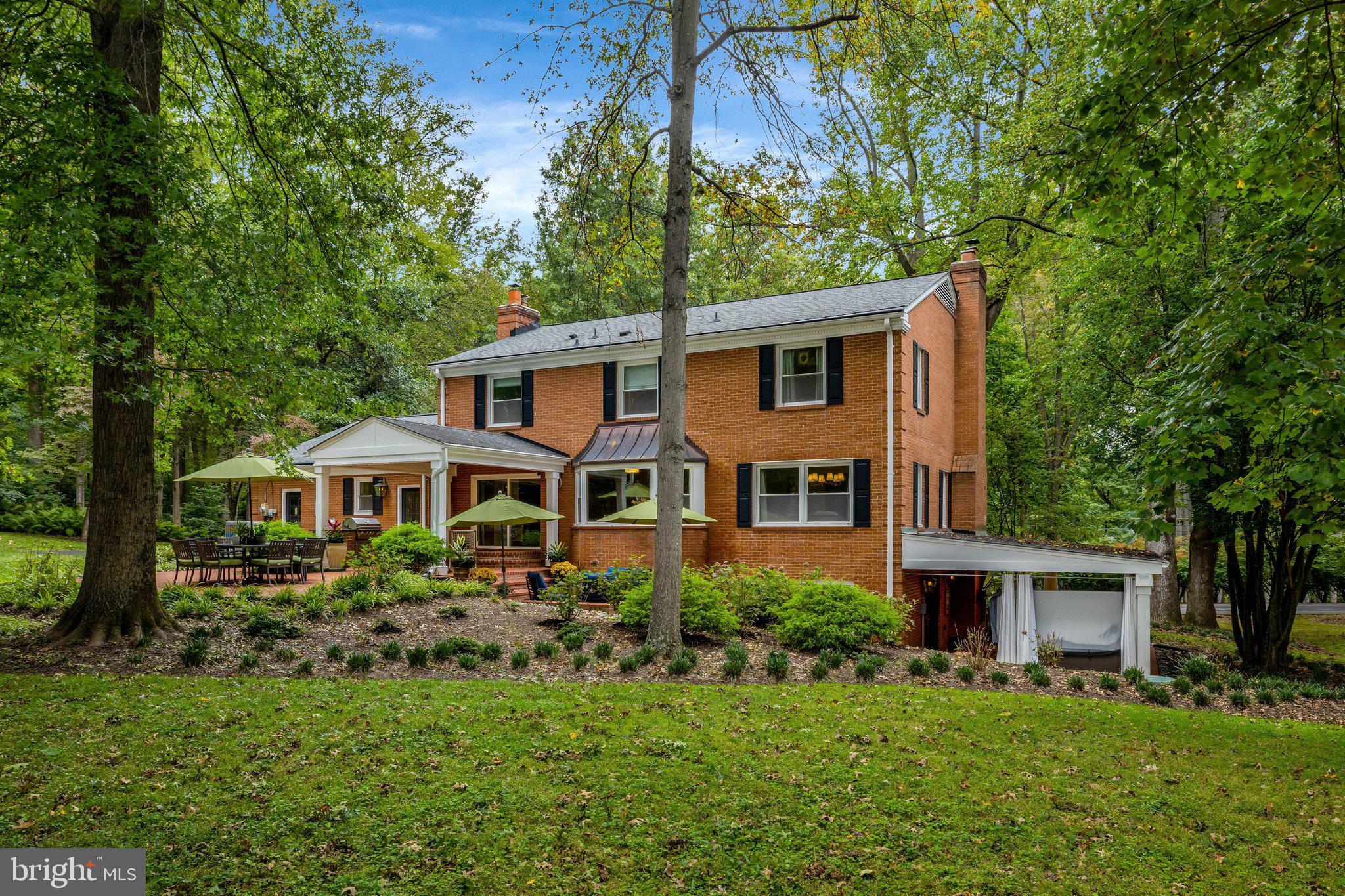 10015 SADDLE ROAD