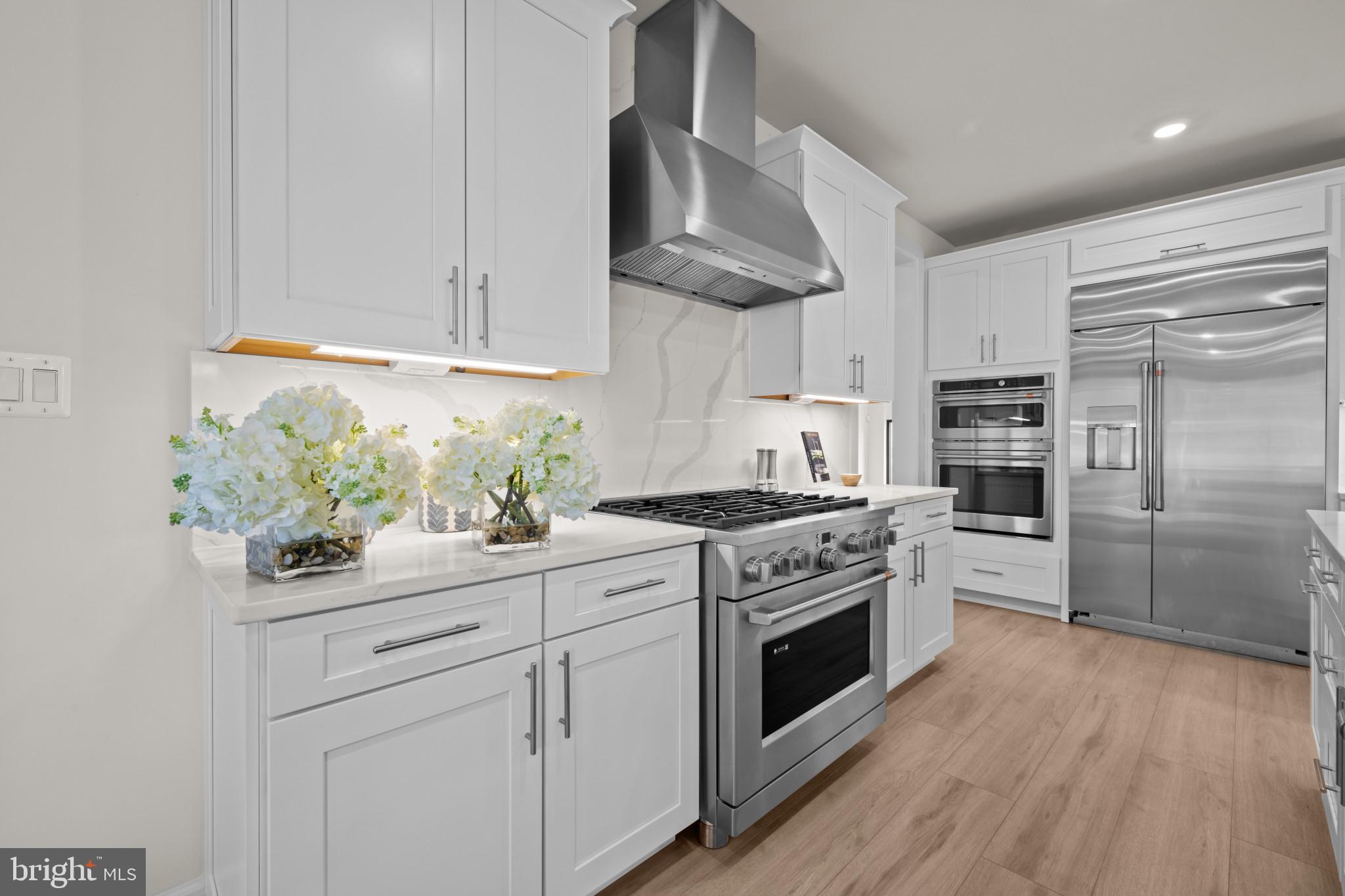 WESTMOUNT - Residential