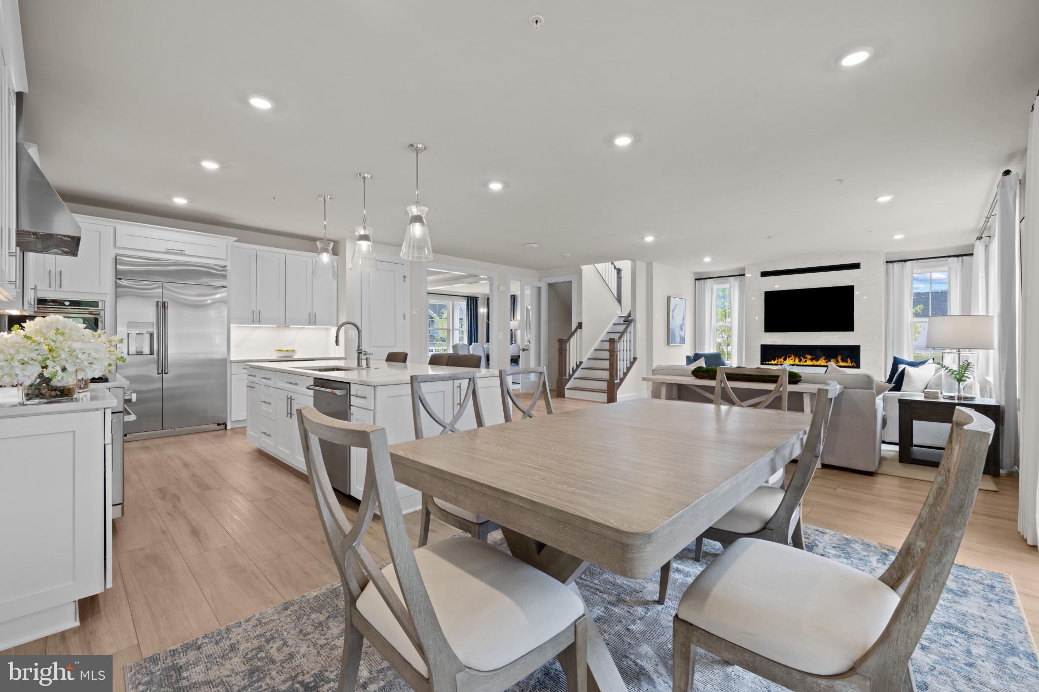 WESTMOUNT - Residential