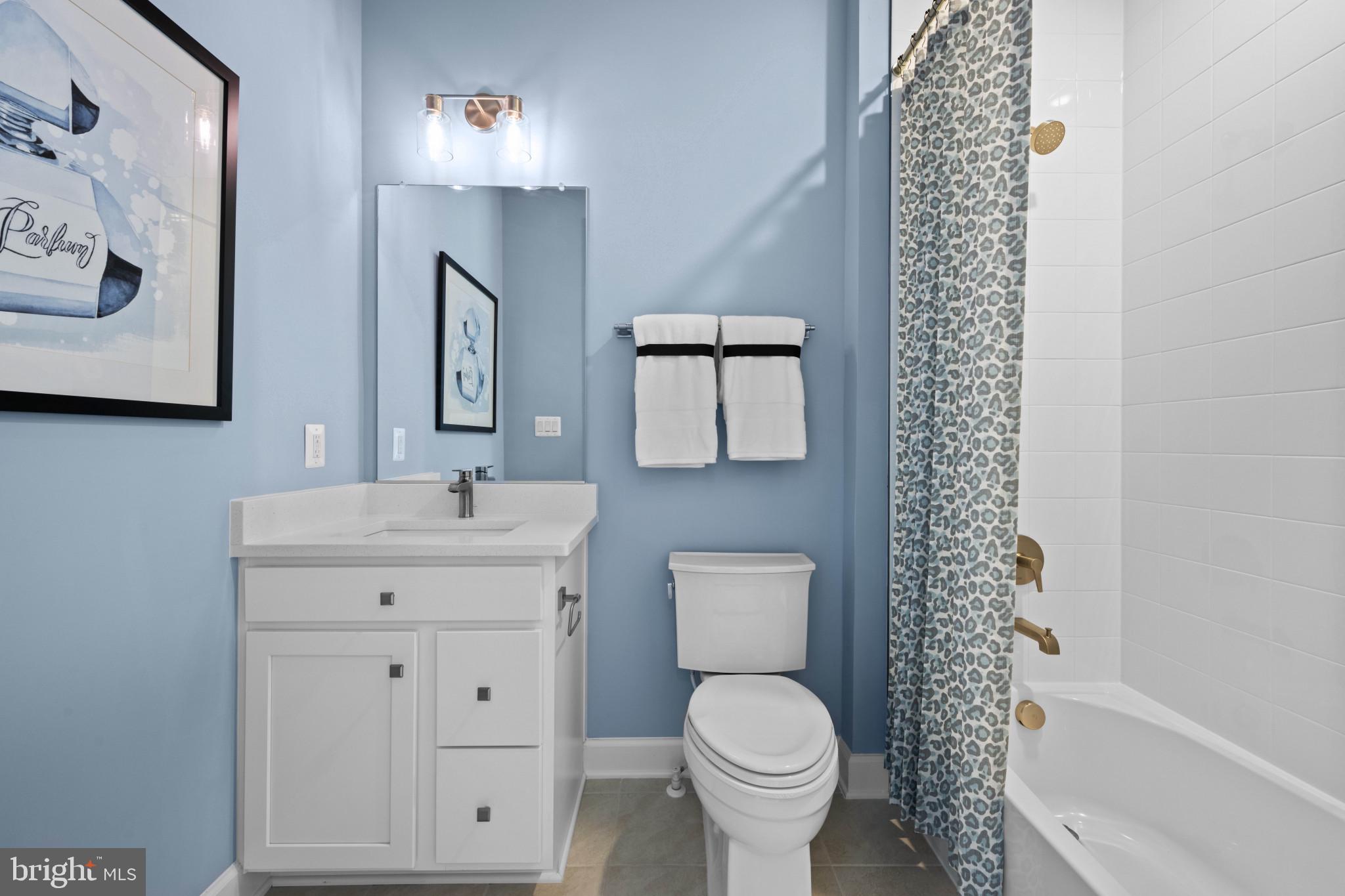 WESTMOUNT - Residential