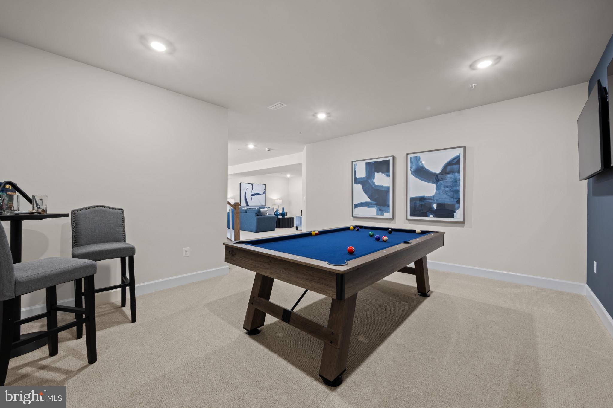 WESTMOUNT - Residential